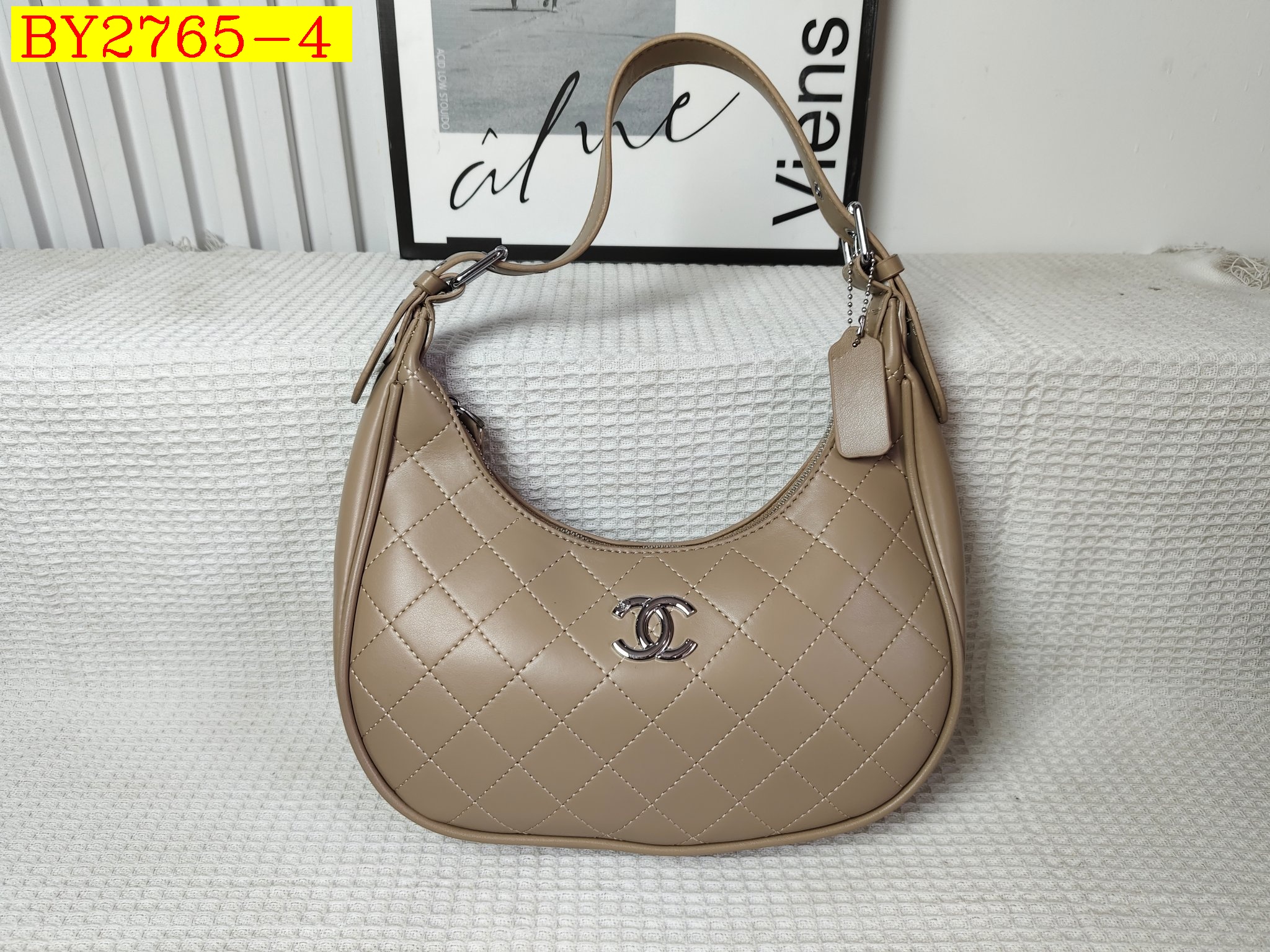 27$ CHANEL 9126 Shoulder bag size 27x25x7 cm 0922 BY2765 gallery