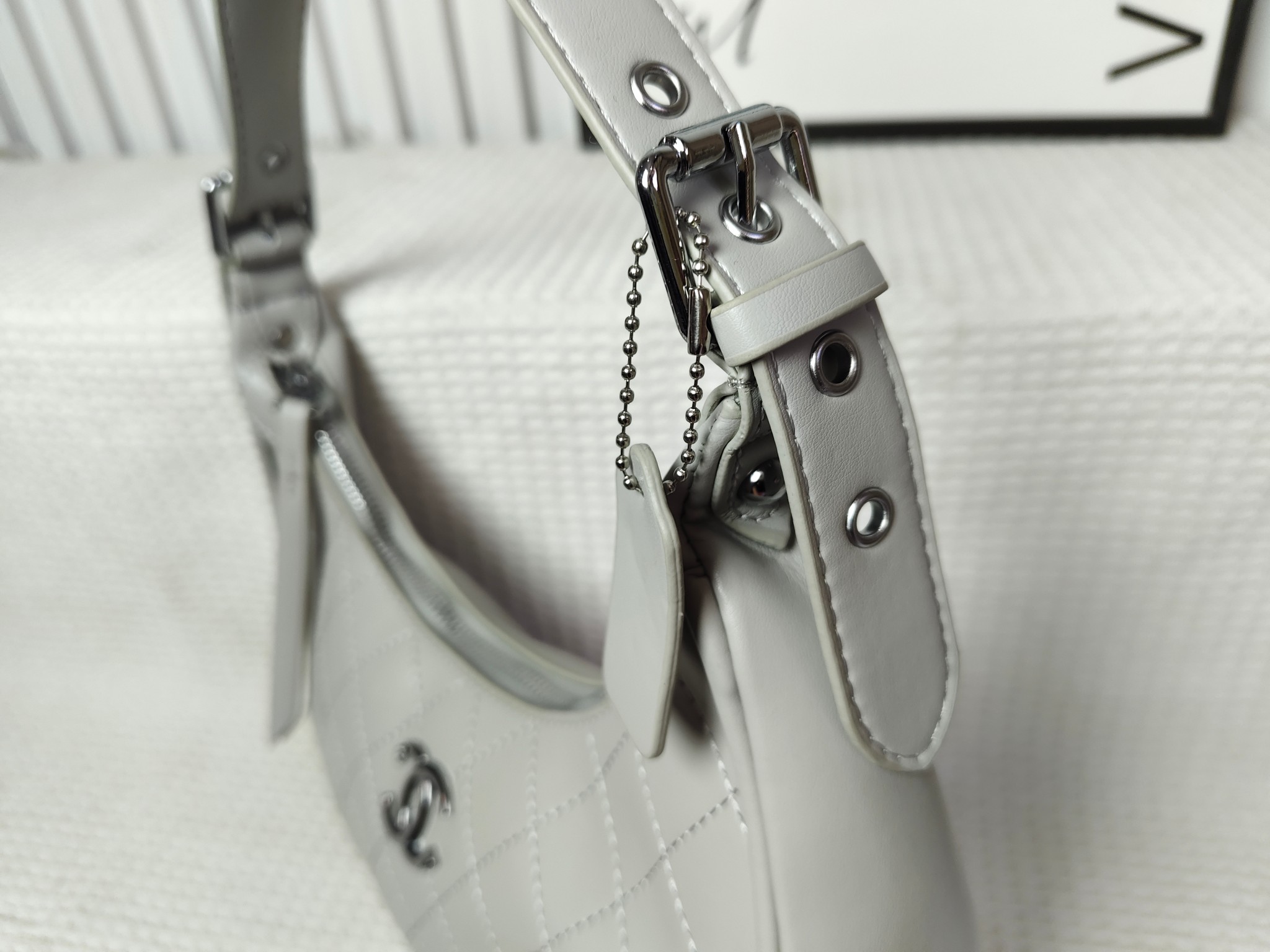 27$ CHANEL 9126 Shoulder bag size 27x25x7 cm 0922 BY2765 gallery