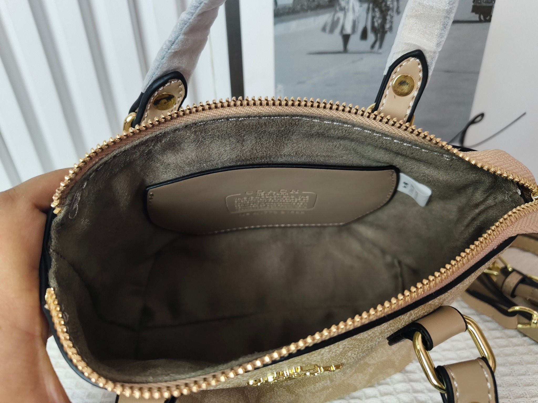 27$ COACH 2513 Tote bag size 20x13x11 cm 5922 BY2771 gallery