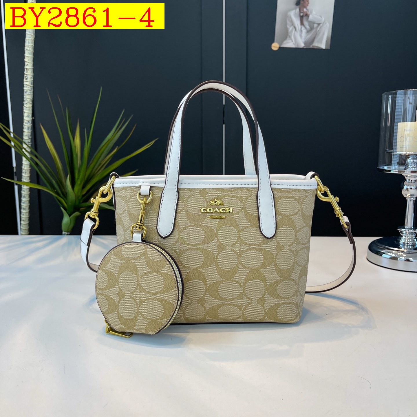 27$ COACH 501 Tote bag size 24X16X10 cm 6932 BY2861 gallery