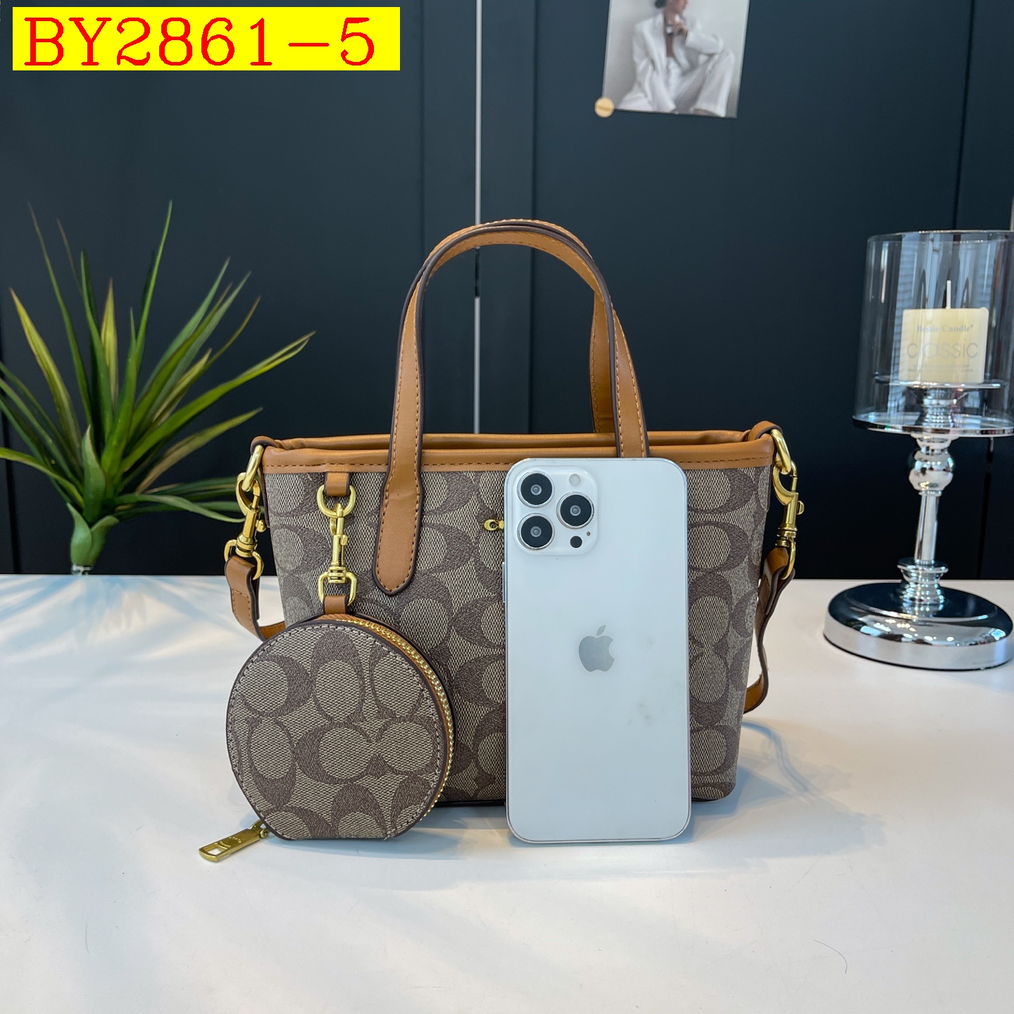 27$ COACH 501 Tote bag size 24X16X10 cm 6932 BY2861 gallery