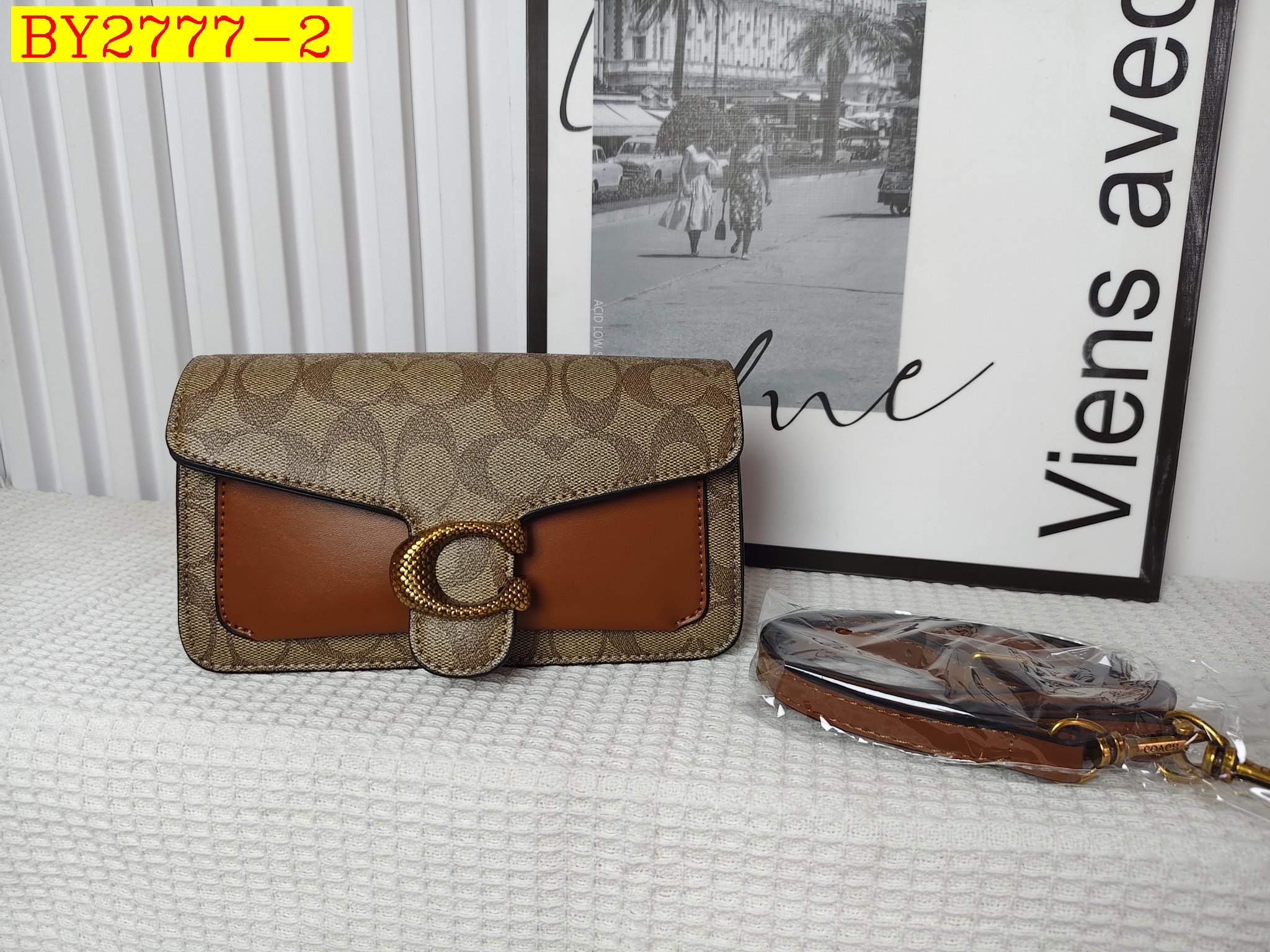 27$ COACH 68008 Shoulder bag size 20x10x8 cm 9950 BY2777 gallery