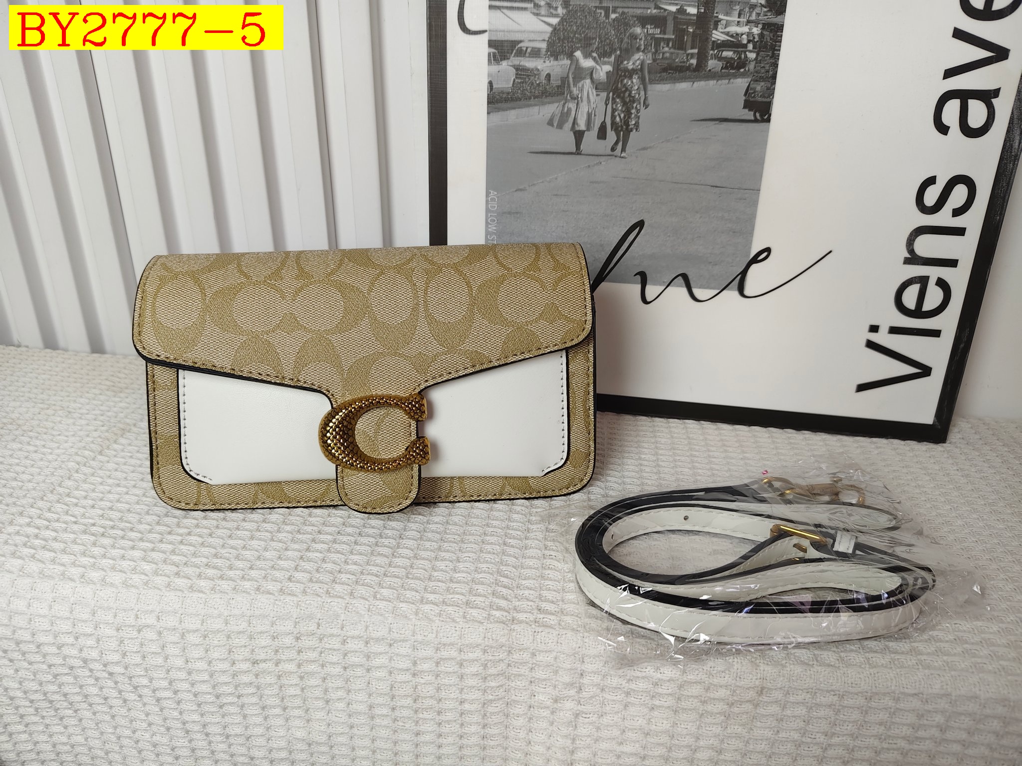 27$ COACH 68008 Shoulder bag size 20x10x8 cm 9950 BY2777 gallery