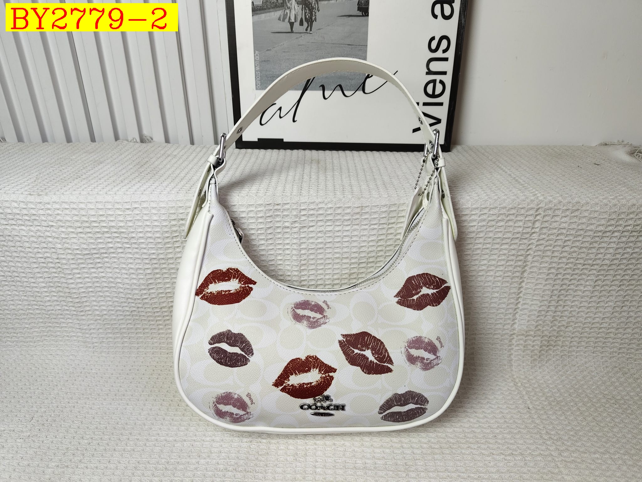 27$ COACH 9128 Shoulder bag size 27x25x7 cm 0962 BY2779 gallery
