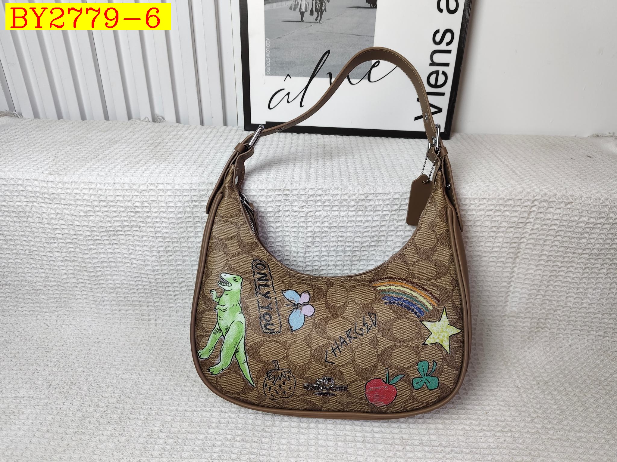 27$ COACH 9128 Shoulder bag size 27x25x7 cm 0962 BY2779 gallery
