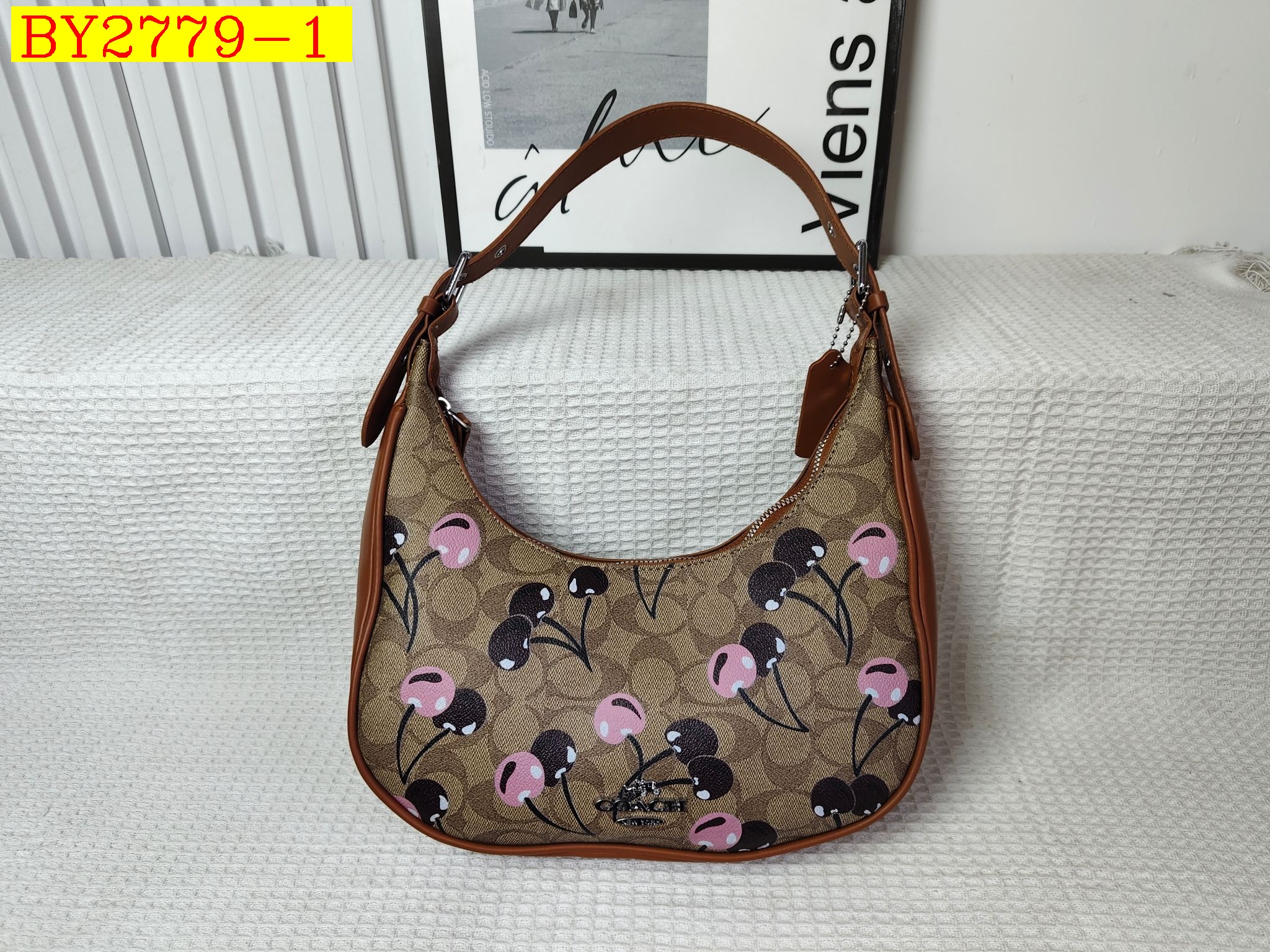 27$ COACH 9128 Shoulder bag size 27x25x7 cm 0962 BY2779 gallery