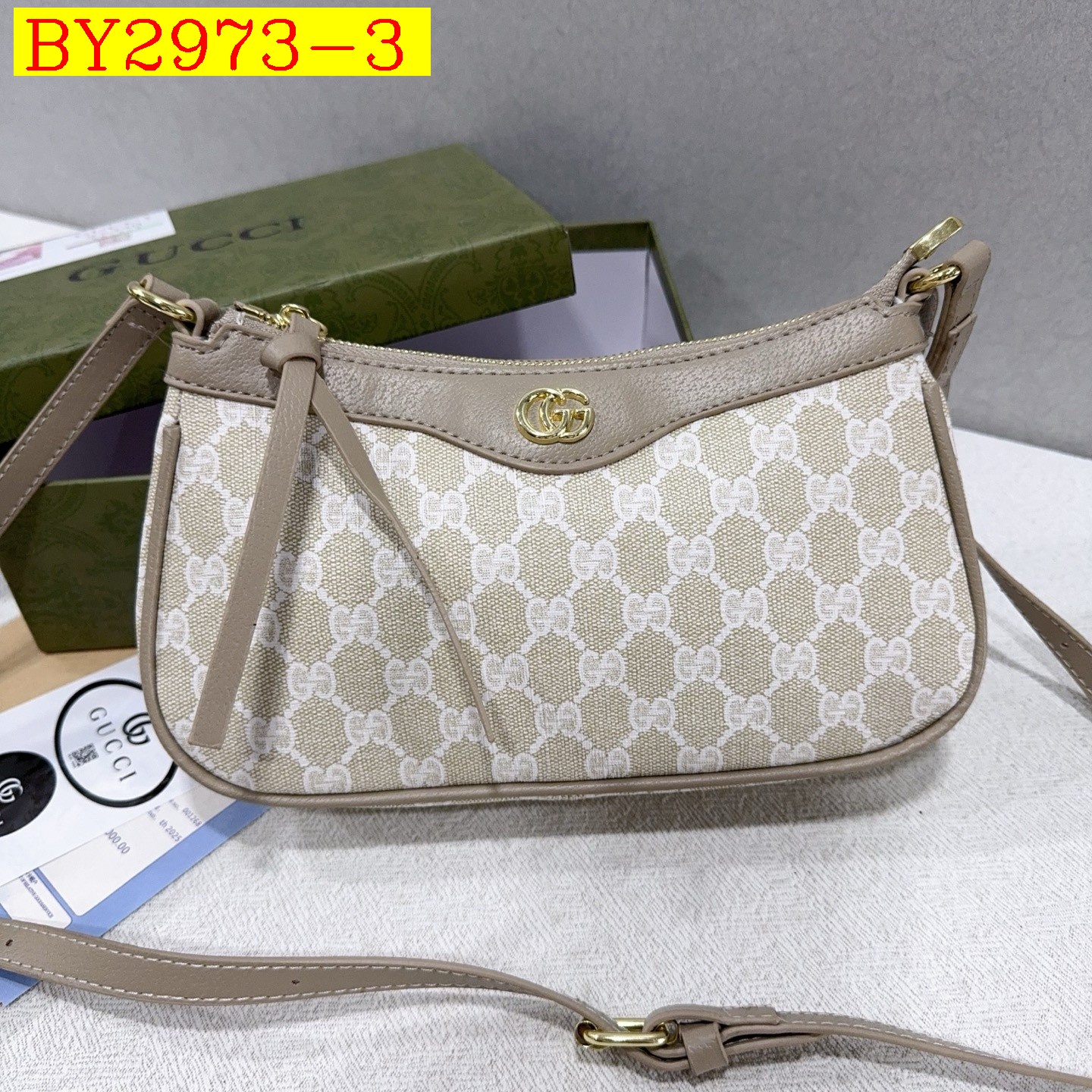 27$ GUCCI 064 Shoulder bag size 26x15x6 cm 3828 BY2973 gallery