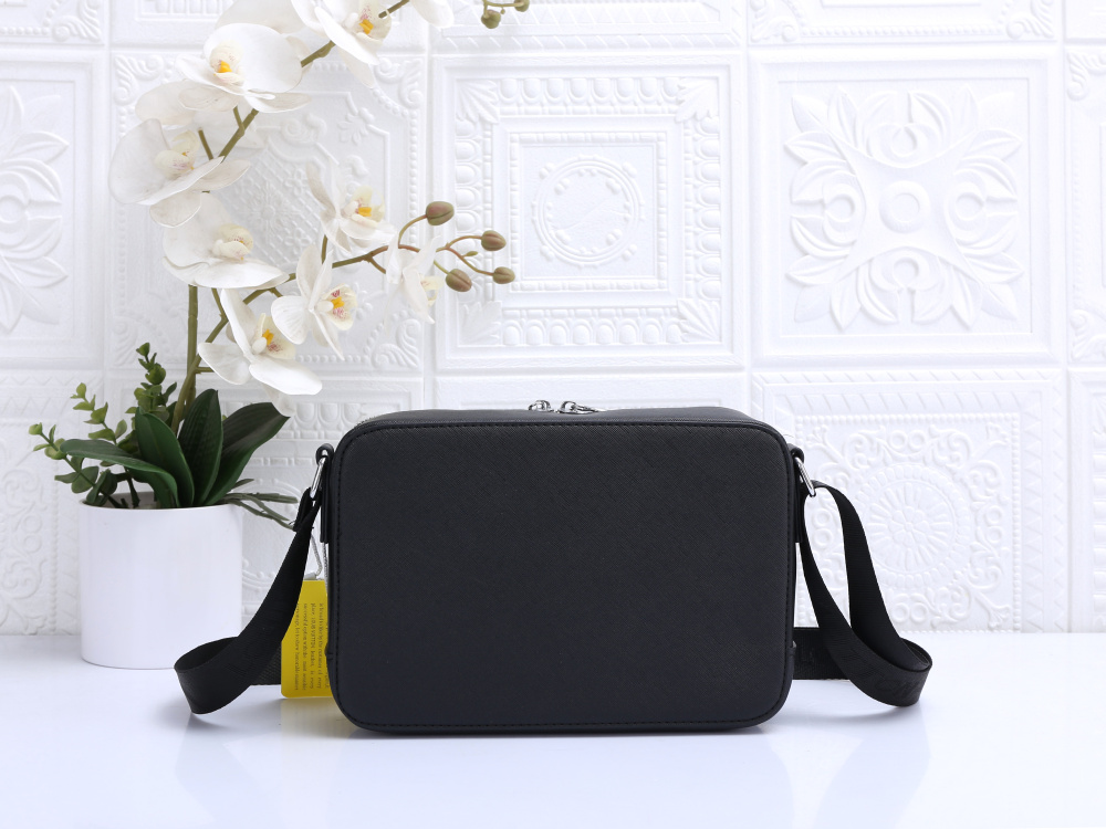 27$ LV 171 Shoulder bag size 25x17x6 cm 917060 BR2038 gallery