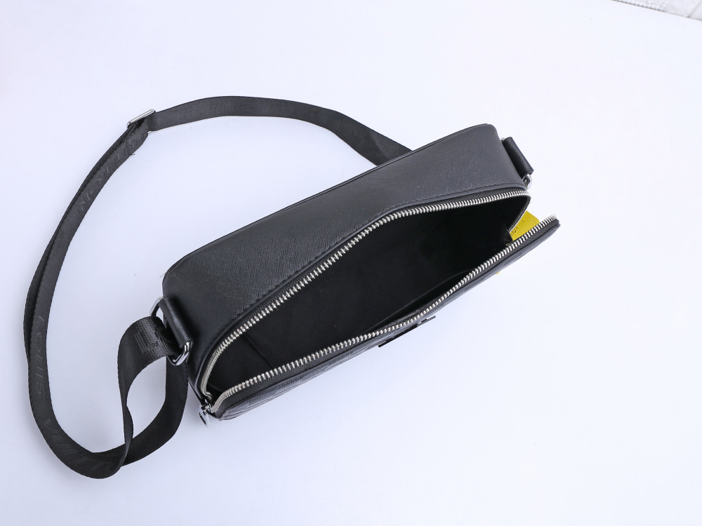 27$ LV 171 Shoulder bag size 25x17x6 cm 917060 BR2038 gallery