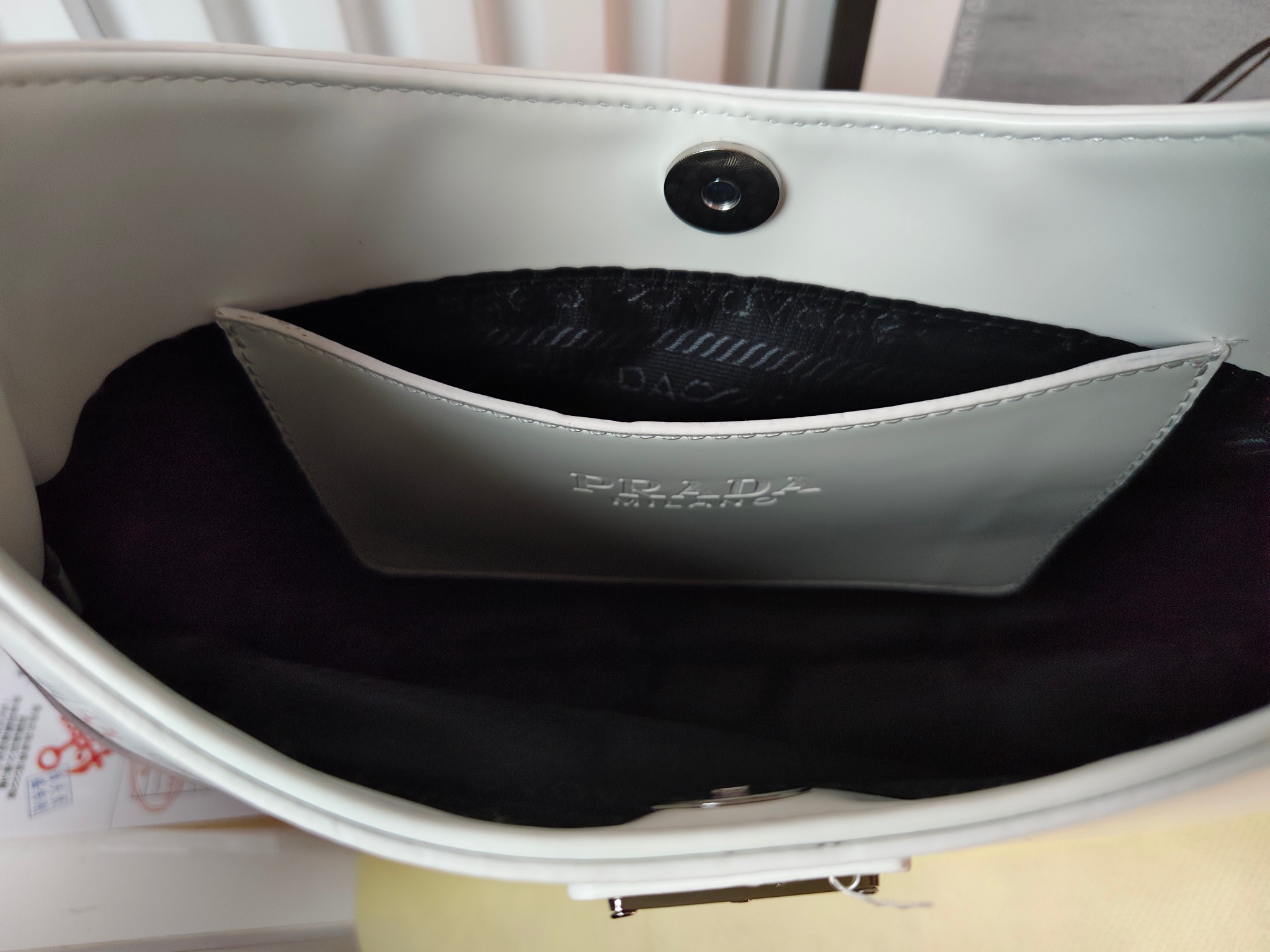 27$ PRADA 8801 Shoulder bag size 27x21x5 cm 7904 BY2927 gallery