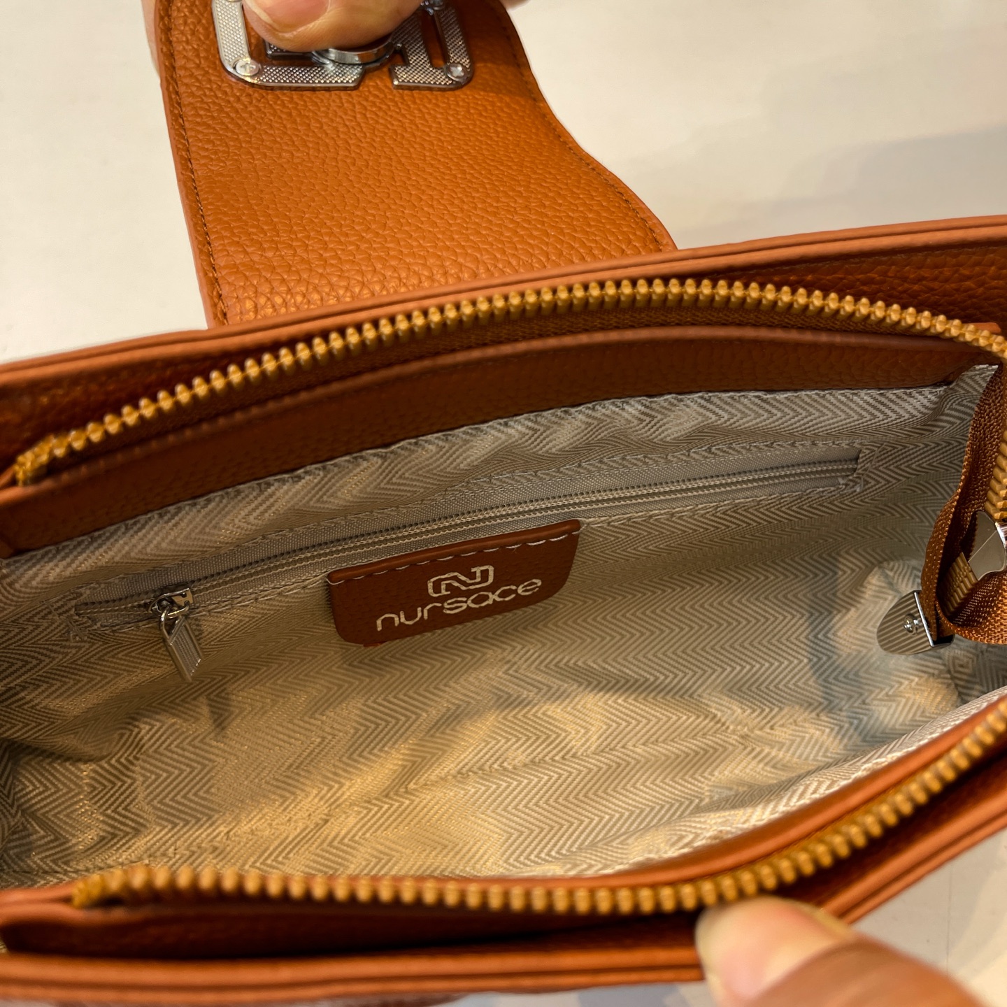 27$ Salomon 1434 Shoulder bag size 24x13x6 cm 8902 BY2799 gallery