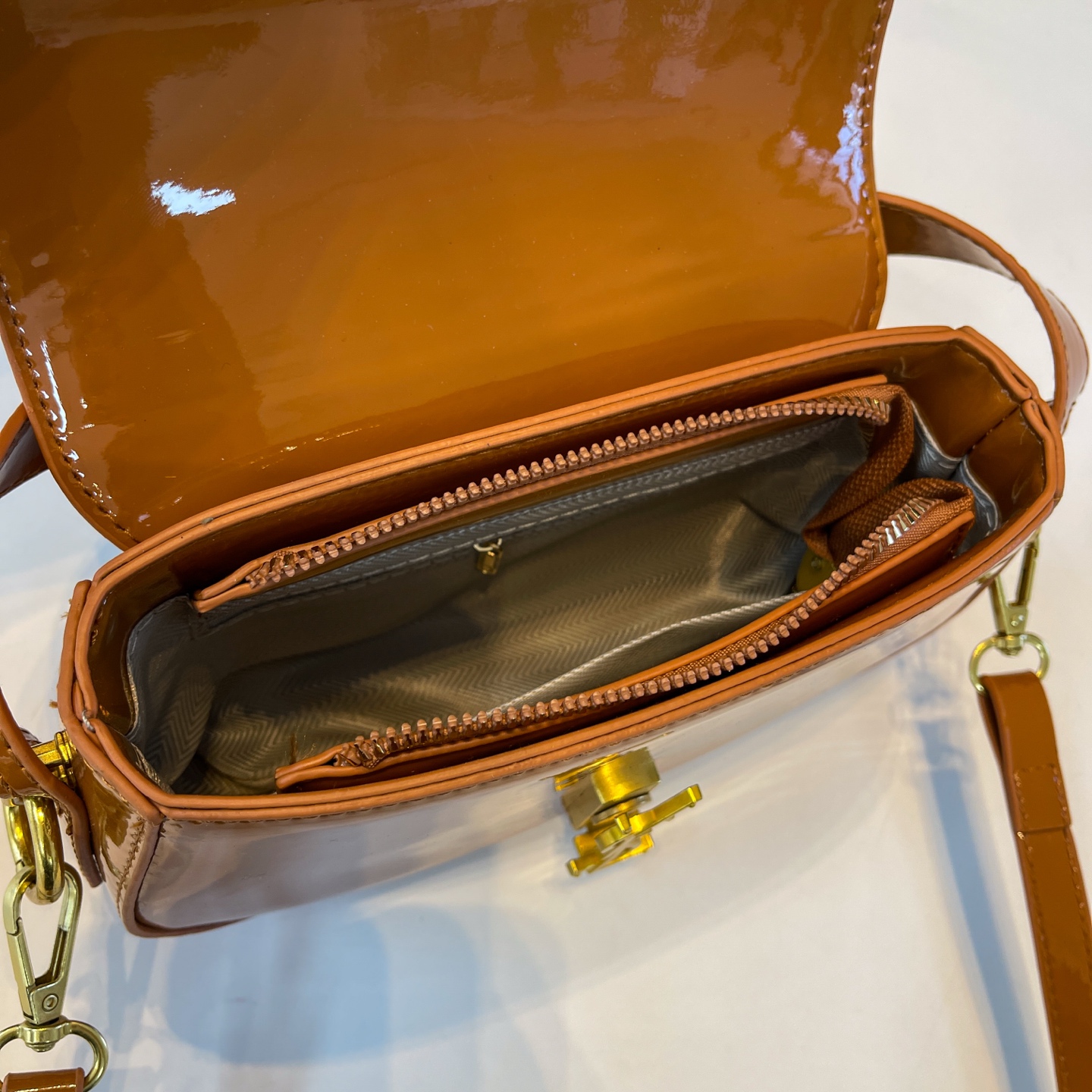 27$ YSL 58802 Shoulder bag size 20X13X6 cm 0858 BY2889 gallery
