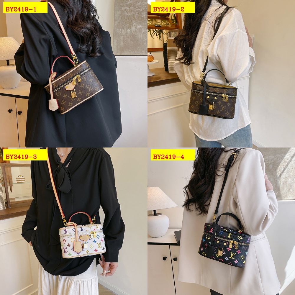 27$ dh LV 135 Shoulder bag size 20X13X7 cm 90586012971 BY2419 gallery