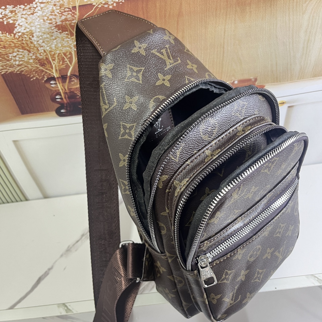 27$ dh LV 3947 Shoulder bag size 18X31X6 cm 60385012971 BY2425 gallery