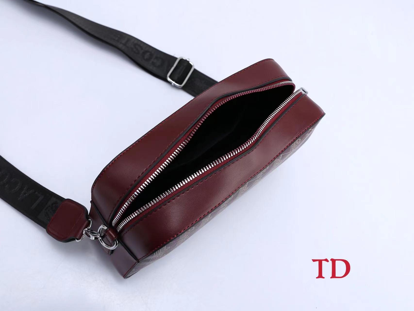 27$ new_dh LACOSTE_2667 SIZE 25X7X15 CM 60294012864 XR3B160 gallery