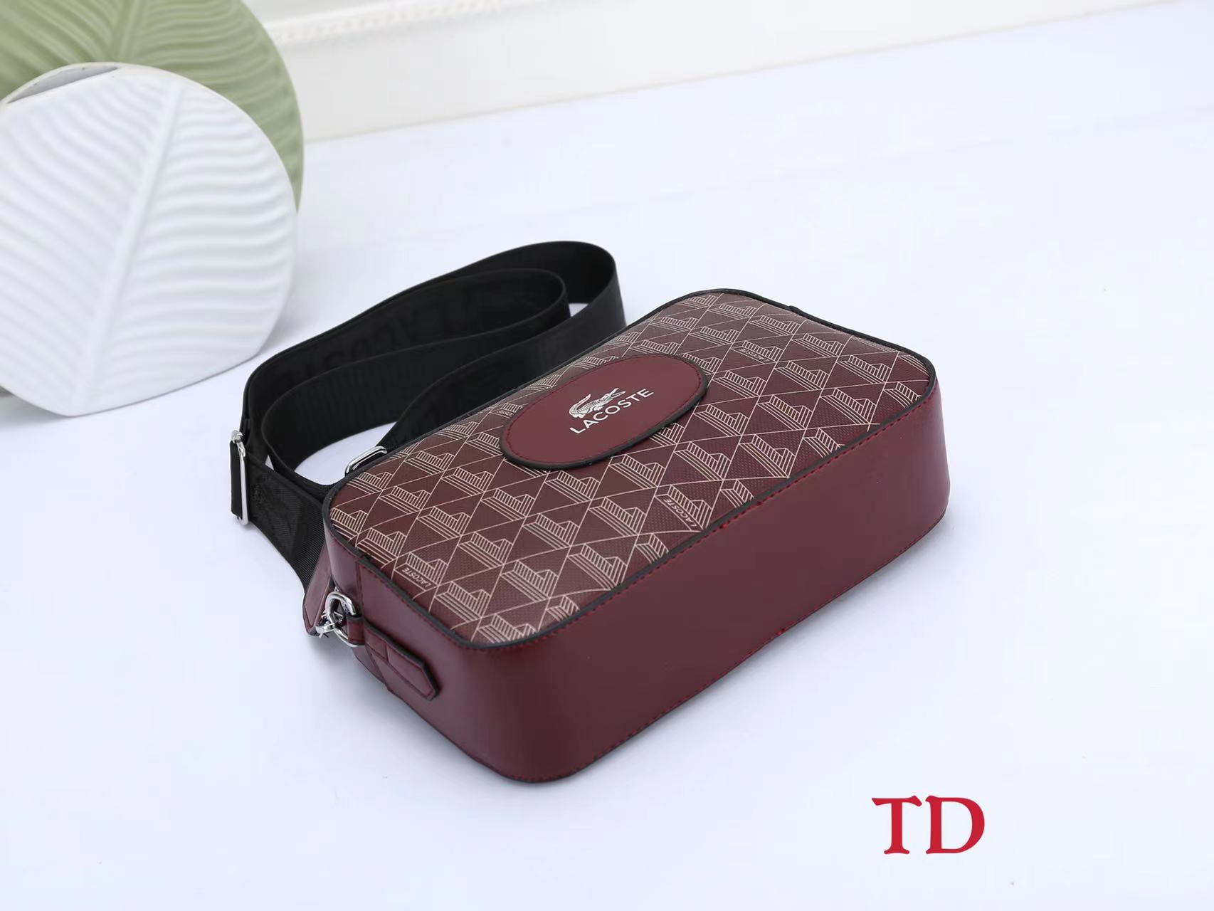 27$ new_dh LACOSTE_2667 SIZE 25X7X15 CM 60294012864 XR3B160 gallery