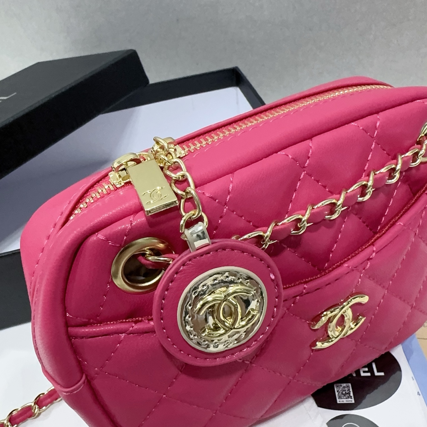 28$ CHANEL 8023 Shoulder bag size 20x12x6 cm 914004 BY2893 gallery