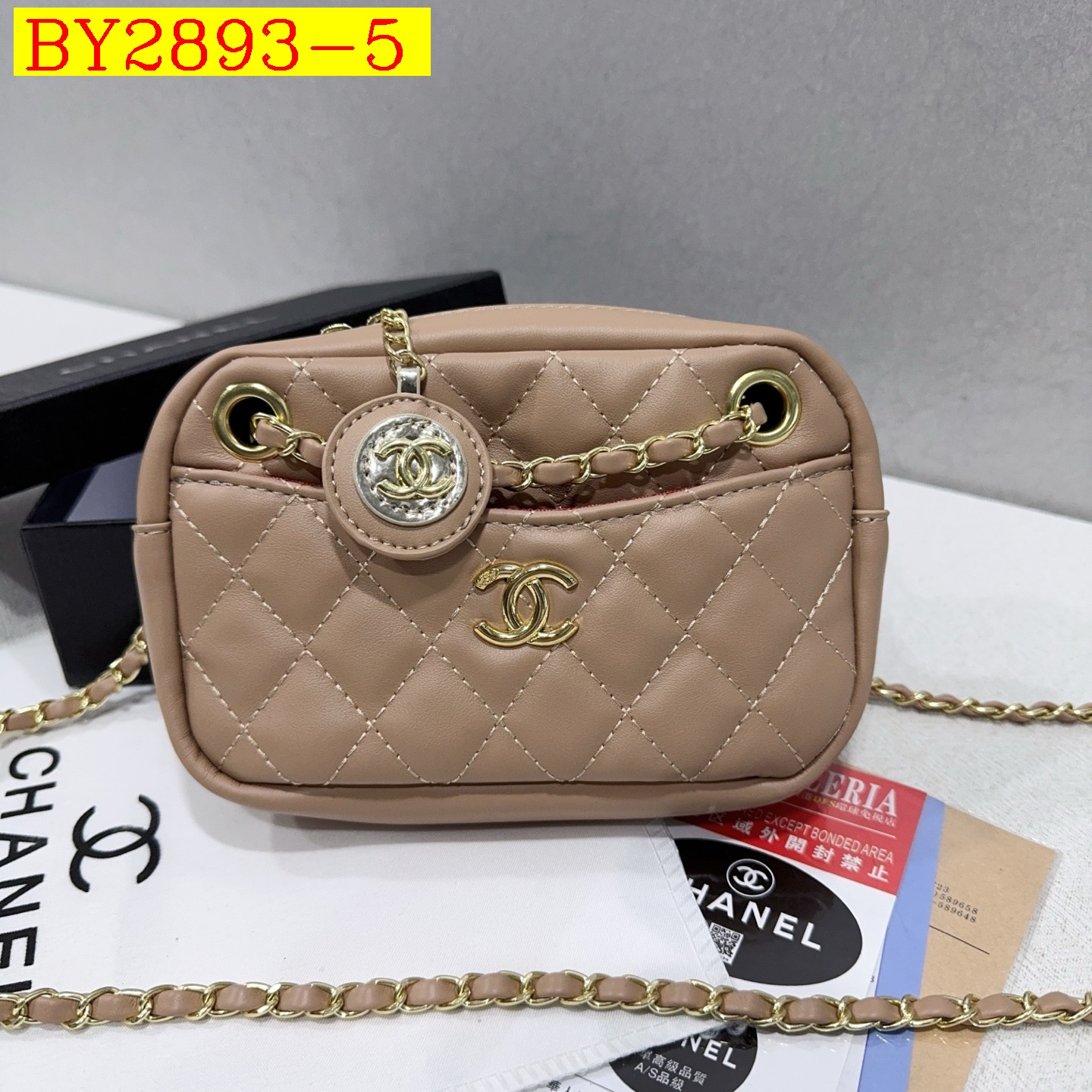 28$ CHANEL 8023 Shoulder bag size 20x12x6 cm 914004 BY2893 gallery