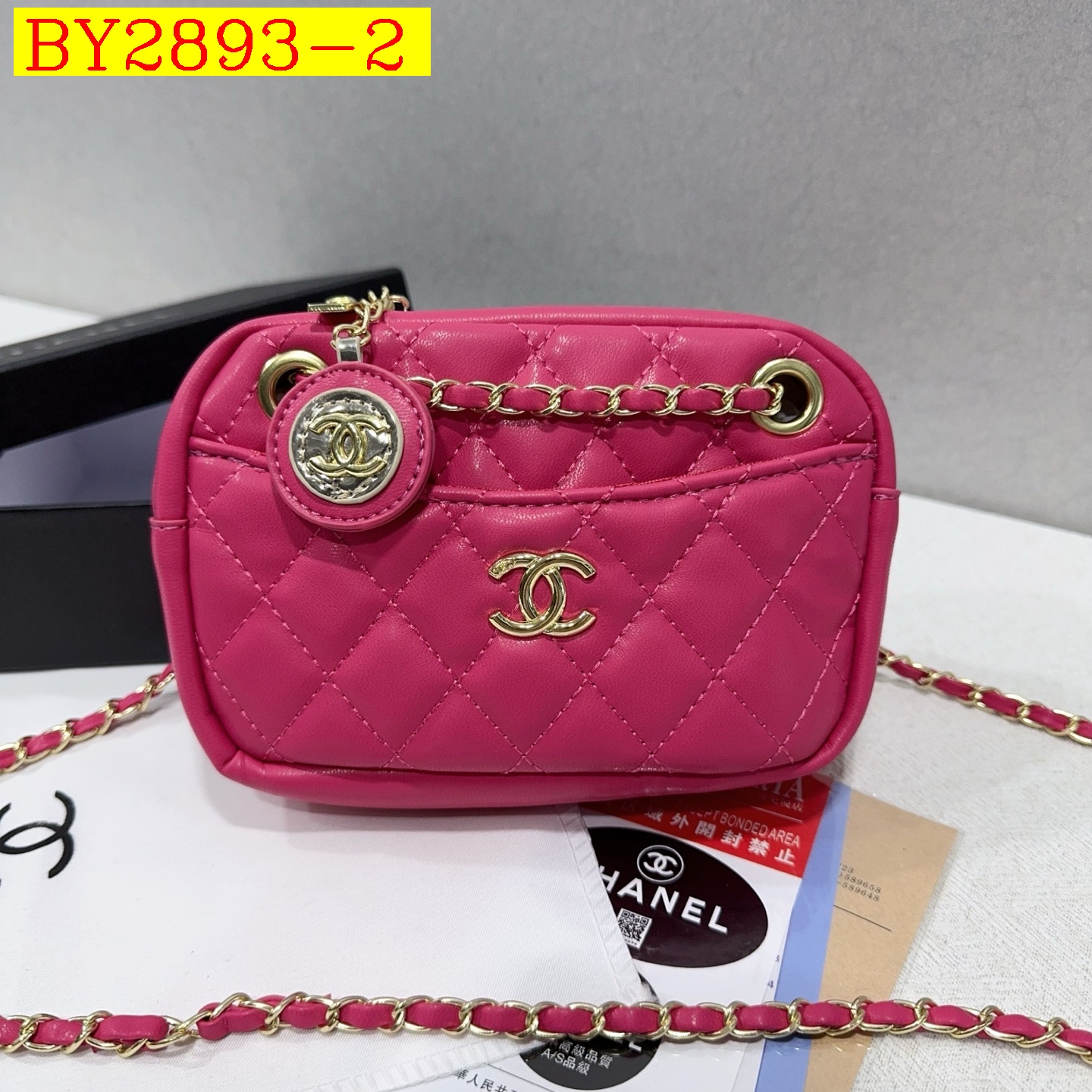 28$ CHANEL 8023 Shoulder bag size 20x12x6 cm 914004 BY2893 gallery