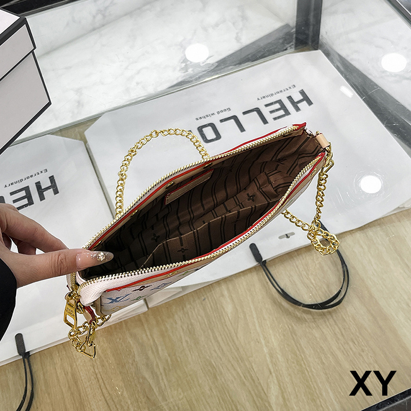 28$ LV 8333 Shoulder bag size 23x14x5 cm 418020 BR1808 gallery