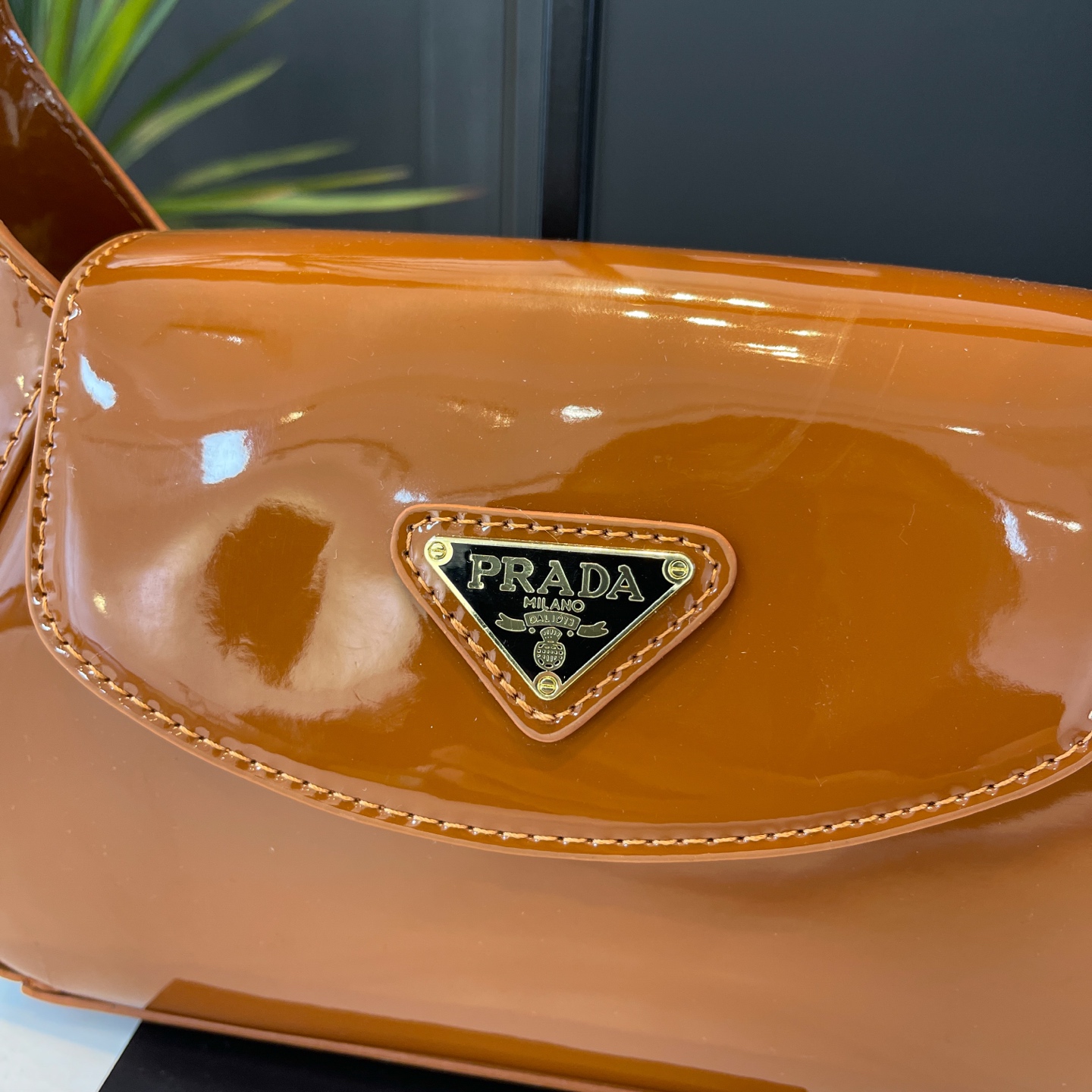 28$ PRADA 9555 Shoulder bag size 25X17X8 cm 513020 BY2841 gallery