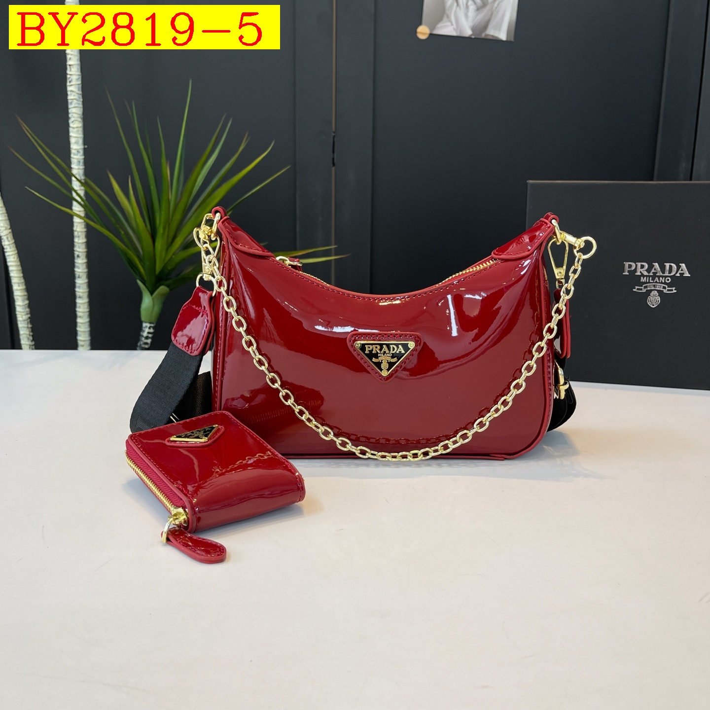 28$ PRADA 9556 Shoulder bag size 23X15X6 cm 417016 BY2819 gallery