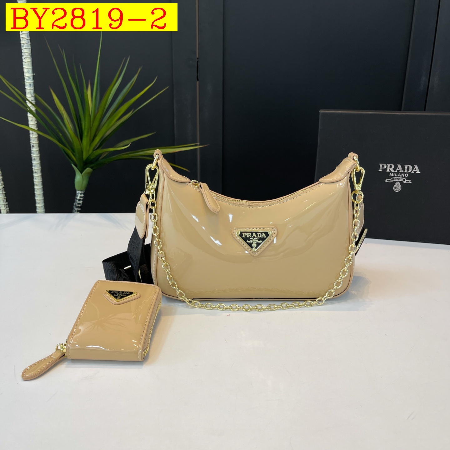 28$ PRADA 9556 Shoulder bag size 23X15X6 cm 417016 BY2819 gallery
