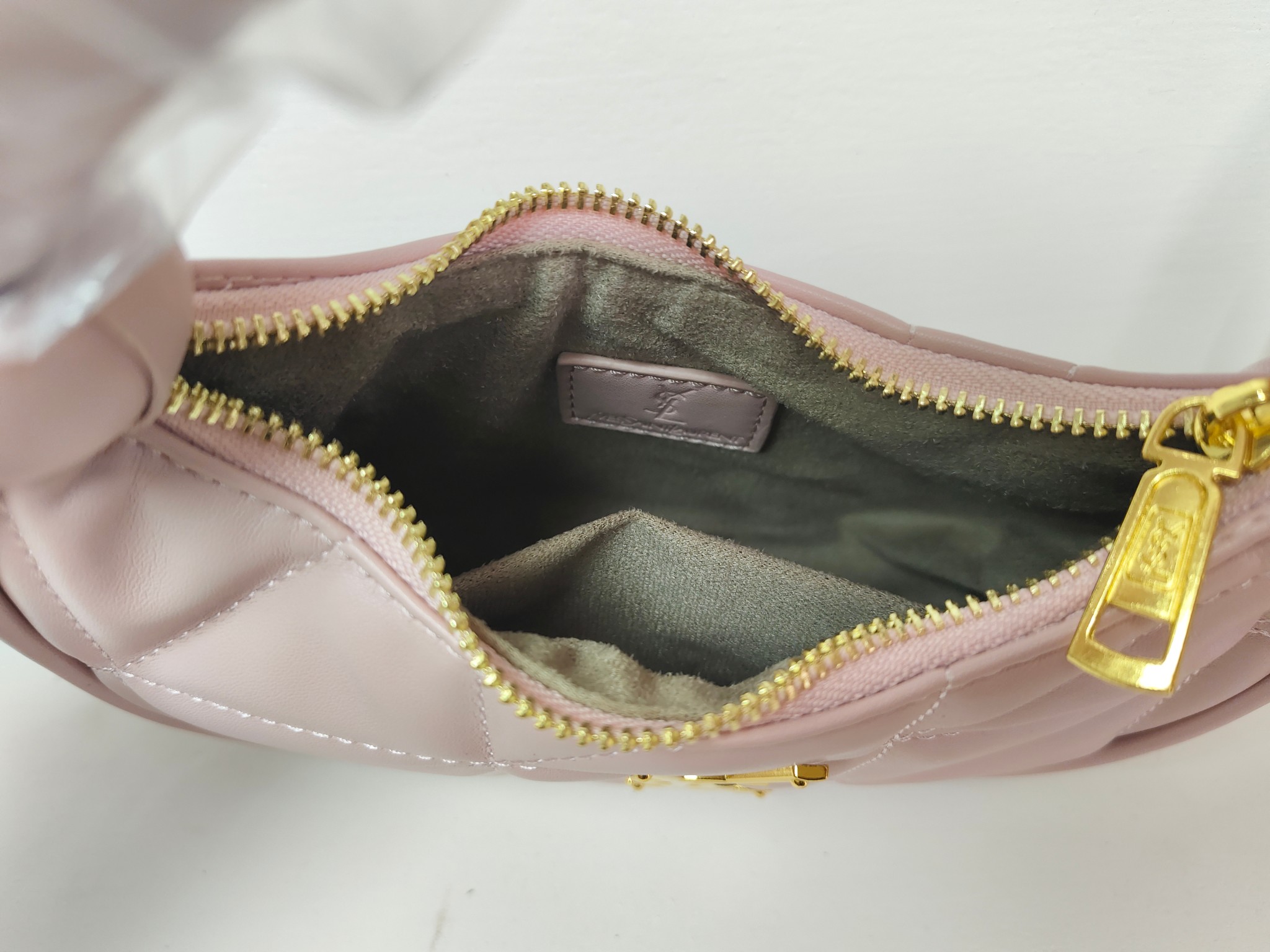 28$ YSL 533 Shoulder bag size 21x22x6 cm 0908 BY2759 gallery