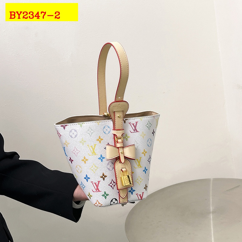 28$ dh LV 119 Shoulder bag size 16X18X12 cm 70495012988 BY2347 gallery
