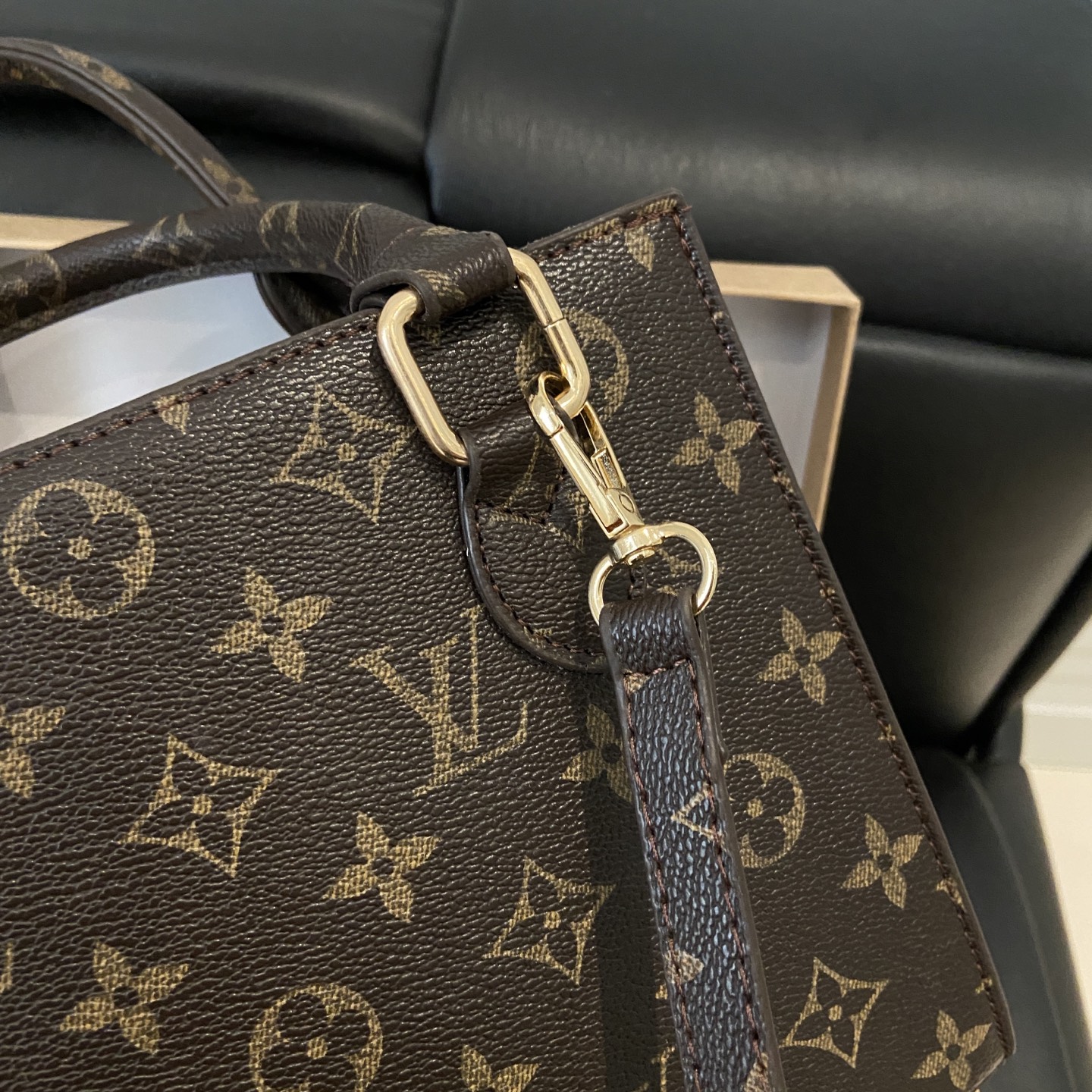 28$ dh LV Tote bag size 20X7X18 cm 50286012987 BY2387 gallery