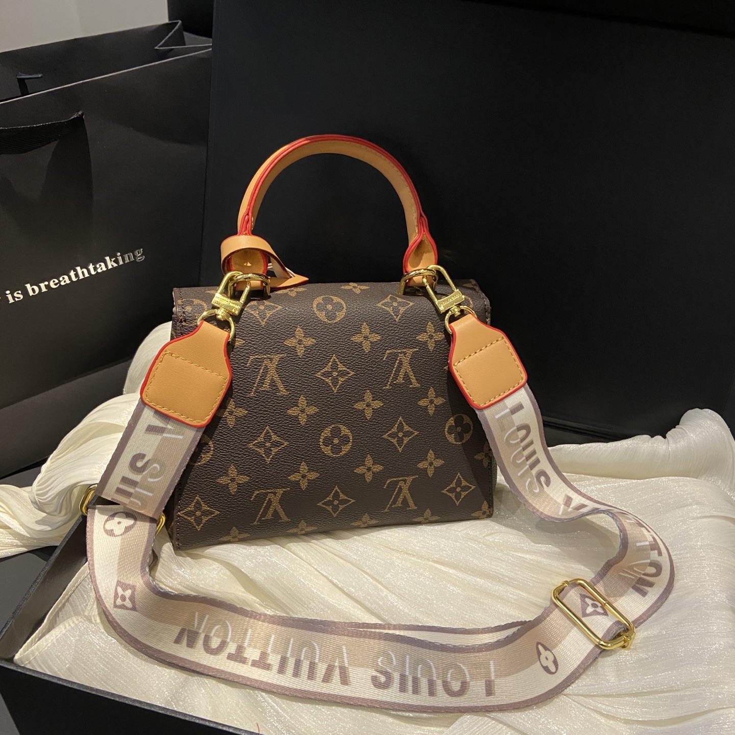 28$ dh Lv Shoulder bag size 20X8X15 cm 70486212988 BY2535 gallery