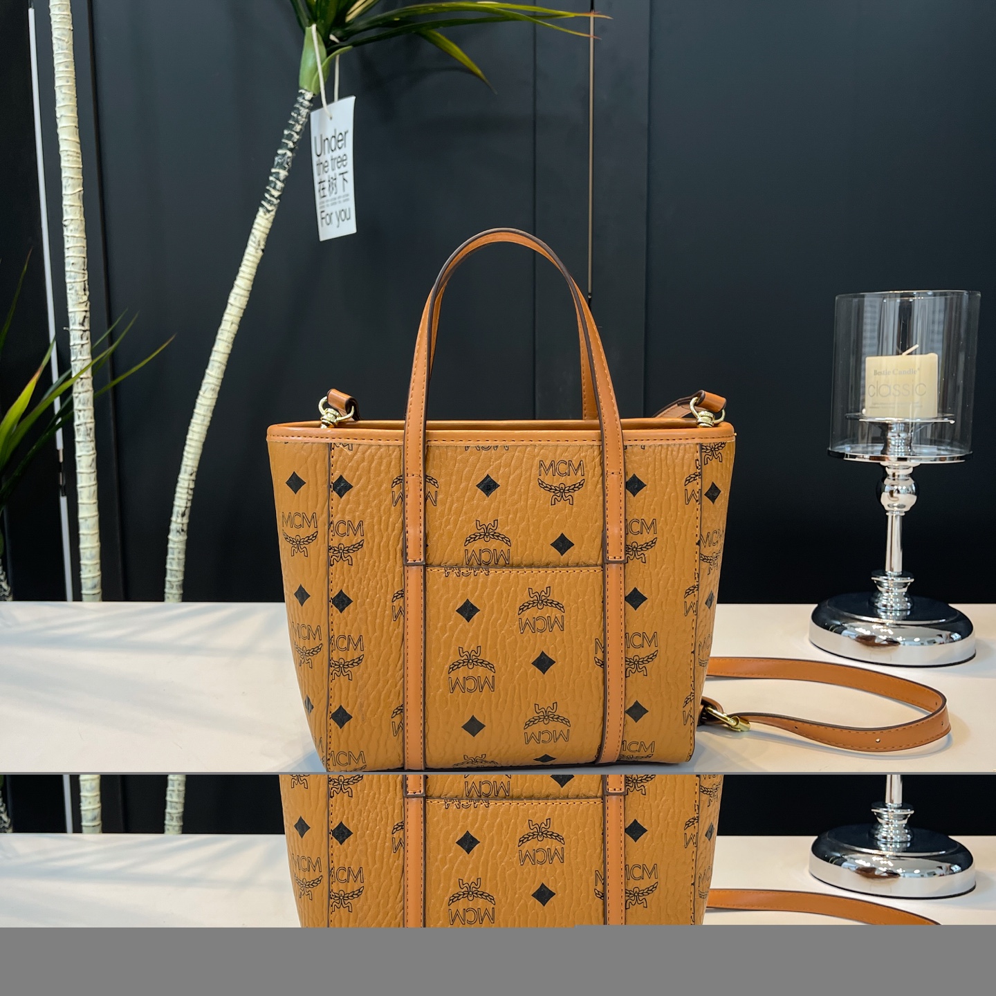 28$ dh MCM 68818 Tote bag size 19X20X9 cm 60384212988 BY2689 gallery