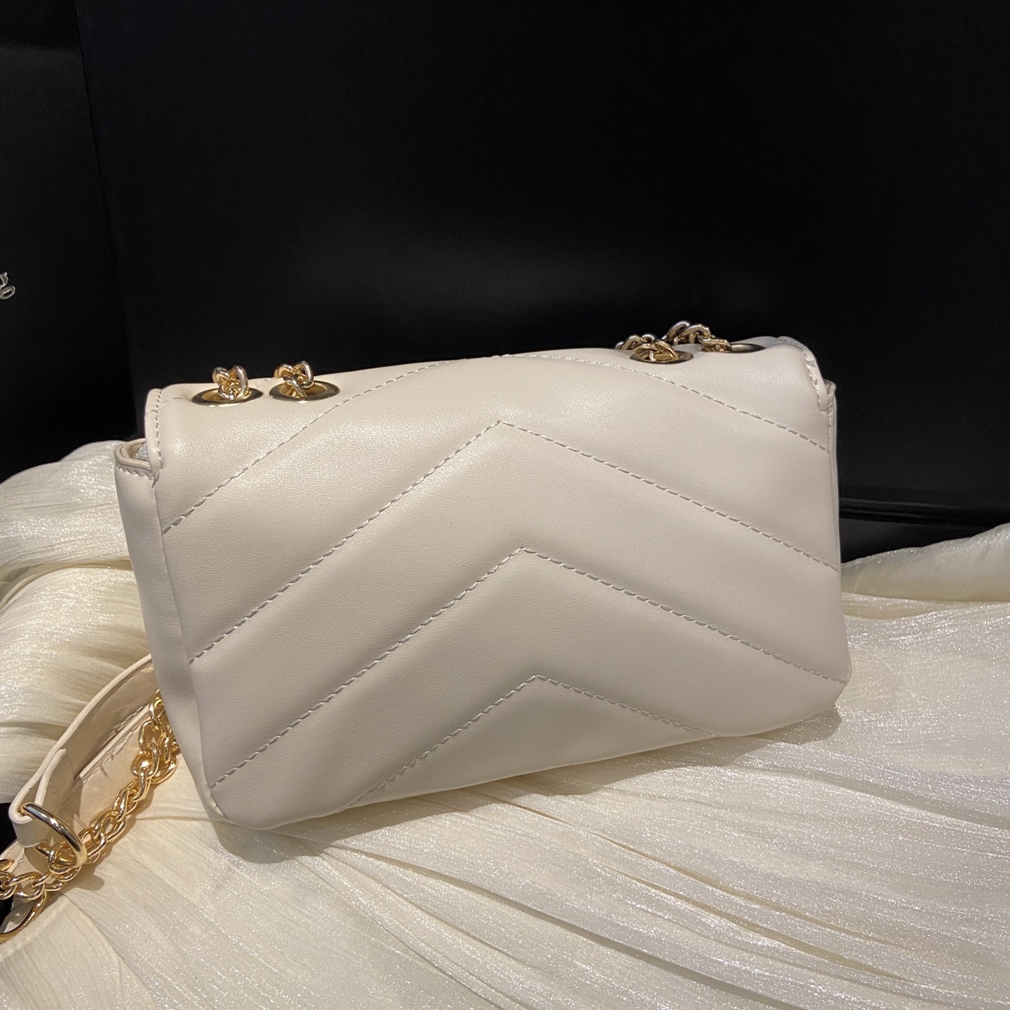 28$ dh YSL Shoulder bag size 20X6X12 cm 90584612985 BY2537 gallery