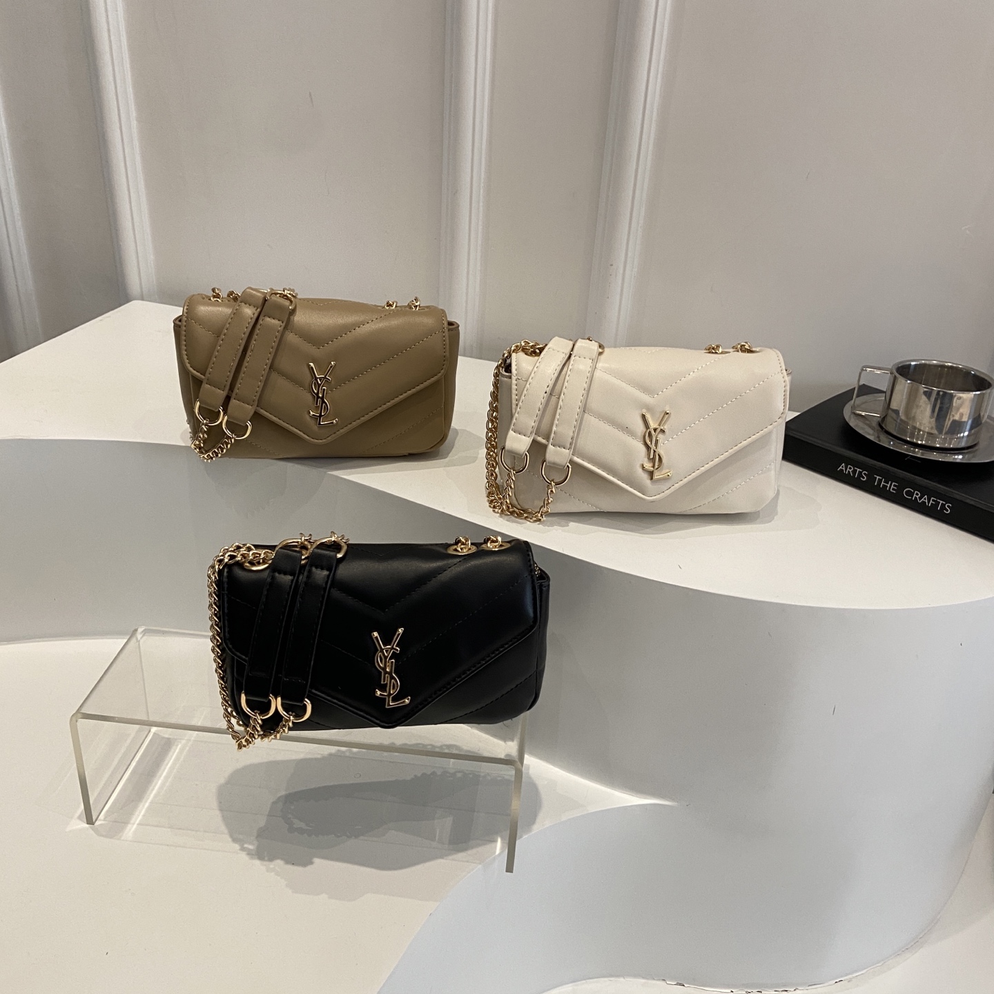 28$ dh YSL Shoulder bag size 20X6X12 cm 90584612985 BY2537 gallery