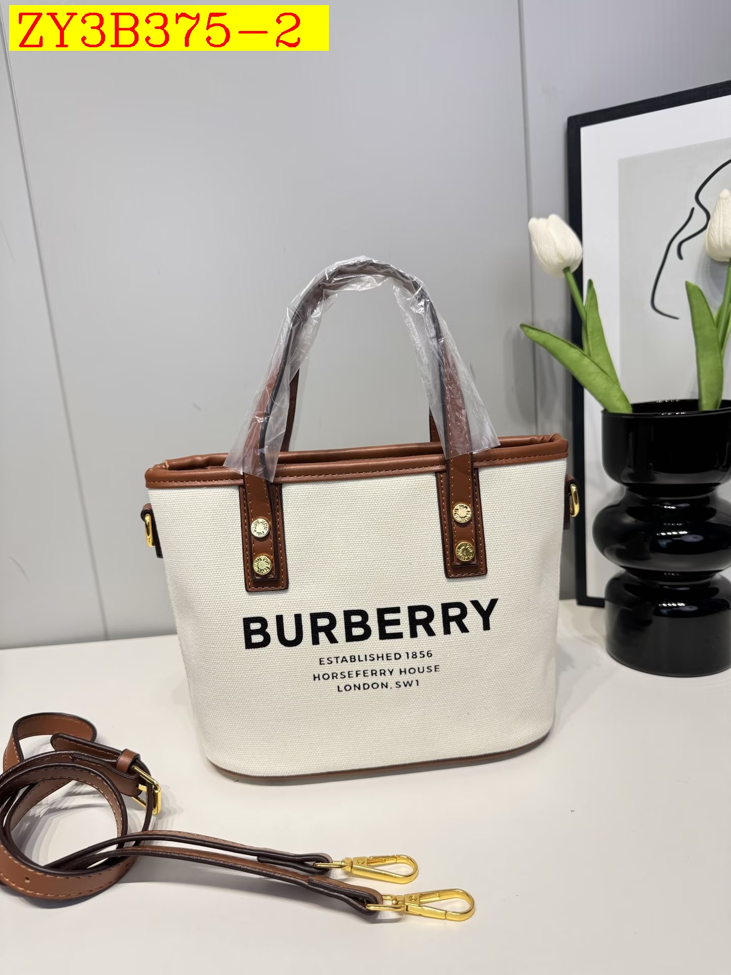 28$ new_dh BURBERRY 83858 SIZE 24X17X10 CM 70485612874 ZY3B375 gallery