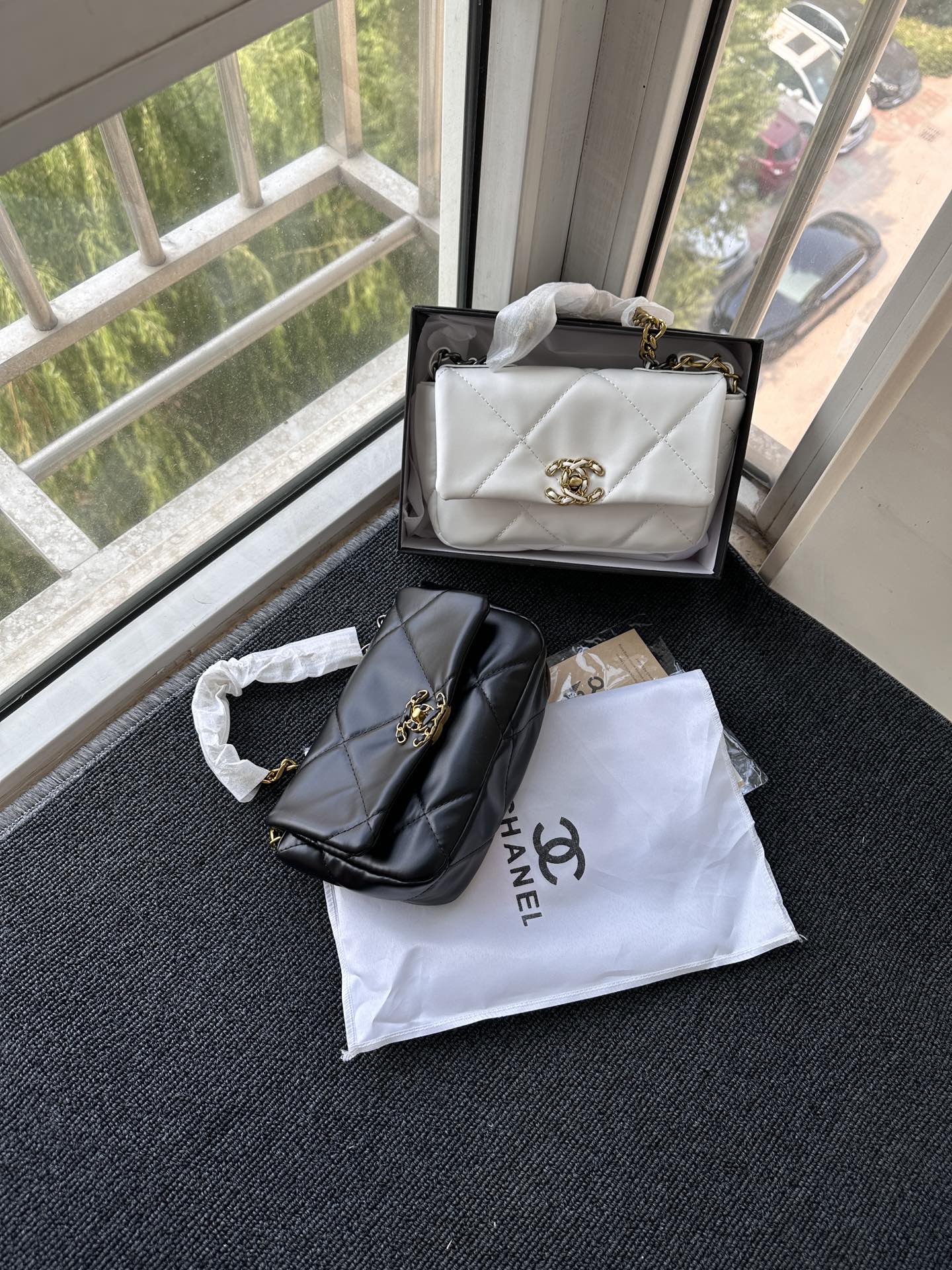 28$ new_dh CHANEL SIZE 21X13X7 CM 80594012874 ZY2B354 gallery