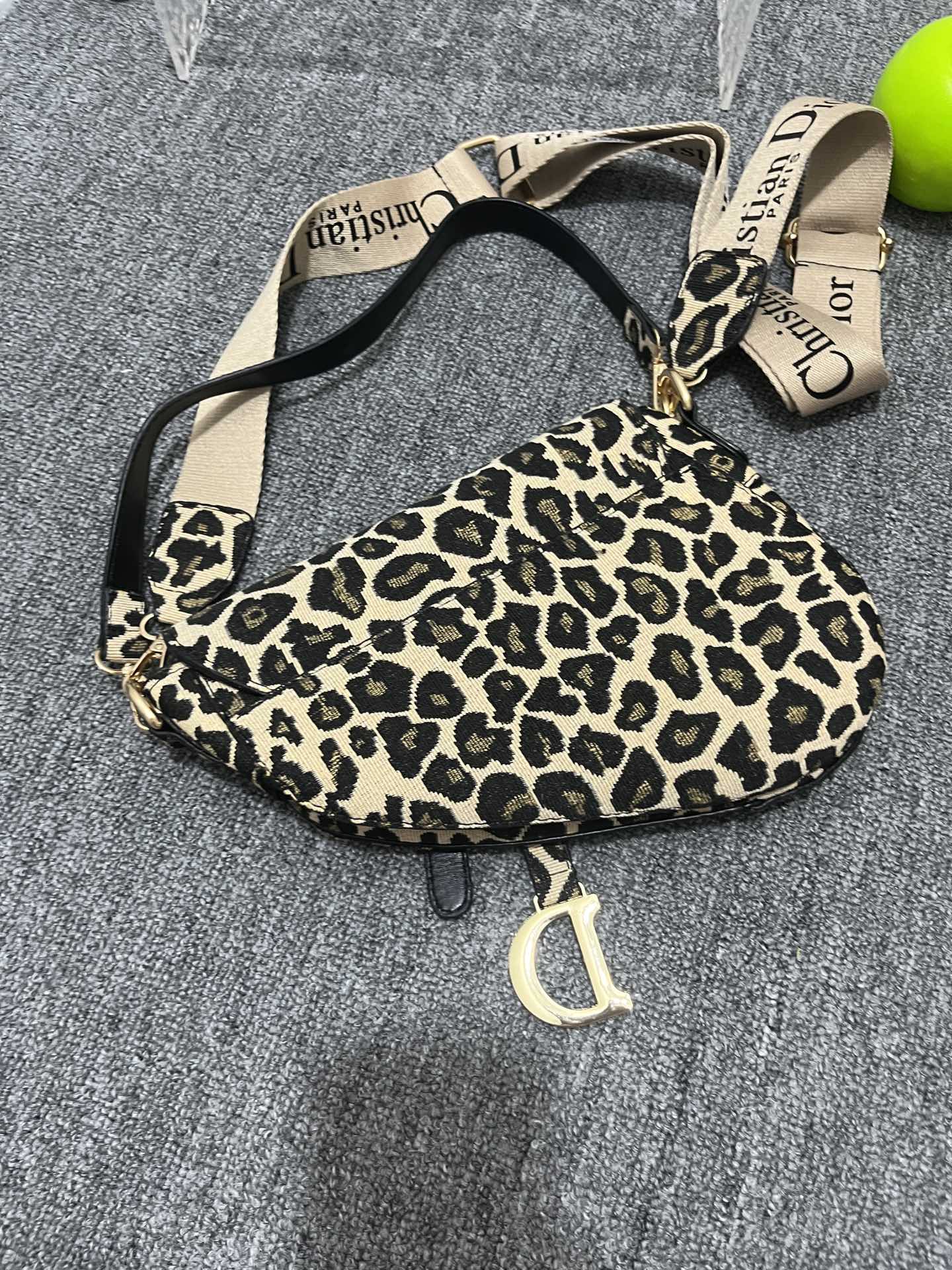 28$ new_dh dior 9185 size 24x18x4 cm 70485812878 ZY2B333 gallery