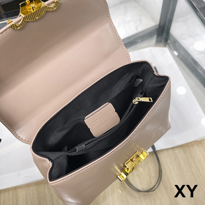 29$ CELINE 8331 Shoulder bag size 21x14x9 cm 914130 BR1796 gallery