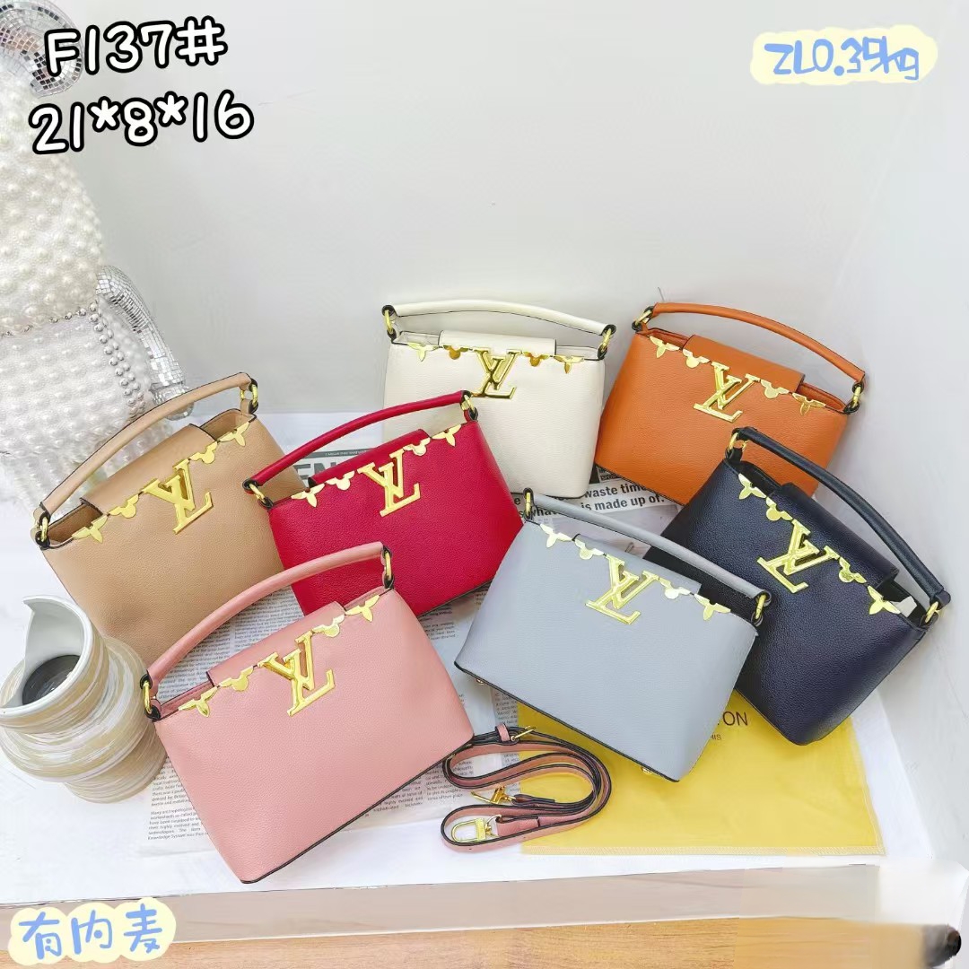 29$ LV 137 Tote bag size 21X8X16 cm 3948 BY2875 gallery