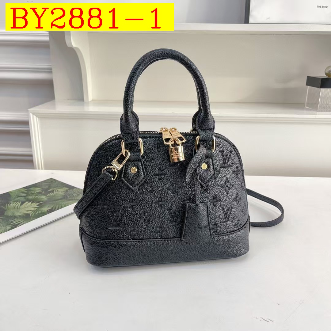29$ LV 6603 Shoulder bag size 25X19X12 cm 8908 BY2881 gallery