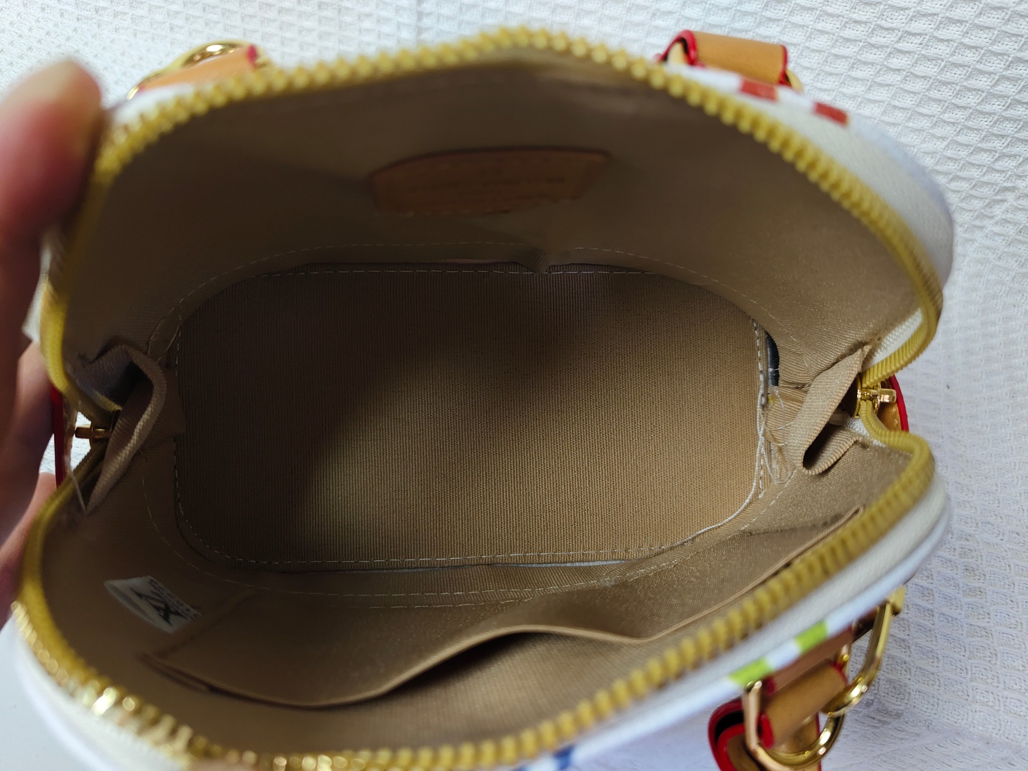 29$ LV 8045 Shoulder bag size 20x14 cm 2926 BY2793 gallery
