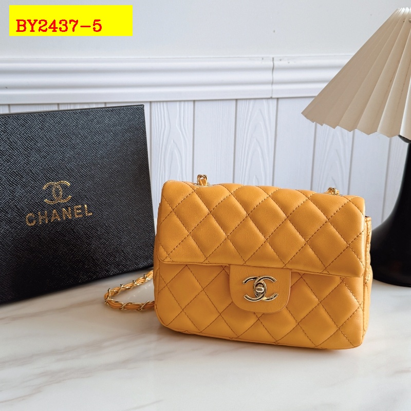 29$ dh CHANEL QX083 Shoulder bag size 20X15X9 cm 60391022094 BY2437 gallery