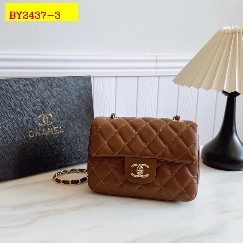 29$ dh CHANEL QX083 Shoulder bag size 20X15X9 cm 60391022094 BY2437 gallery