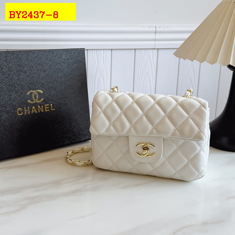 29$ dh CHANEL QX083 Shoulder bag size 20X15X9 cm 60391022094 BY2437 gallery