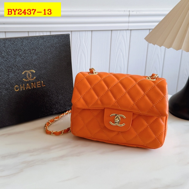 29$ dh CHANEL QX083 Shoulder bag size 20X15X9 cm 60391022094 BY2437 gallery
