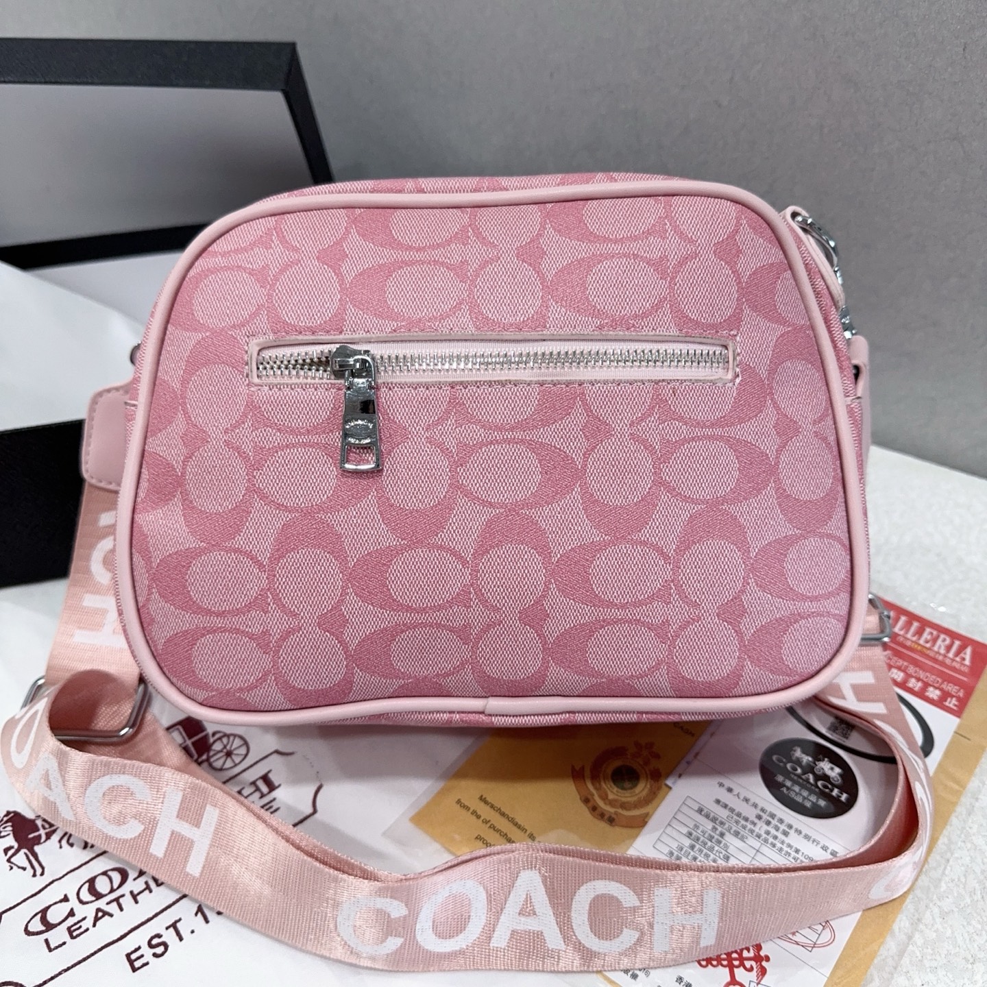 29$ dh COACH 9223 Shoulder bag size 25X17X9 cm 50689422090 BY2441 gallery