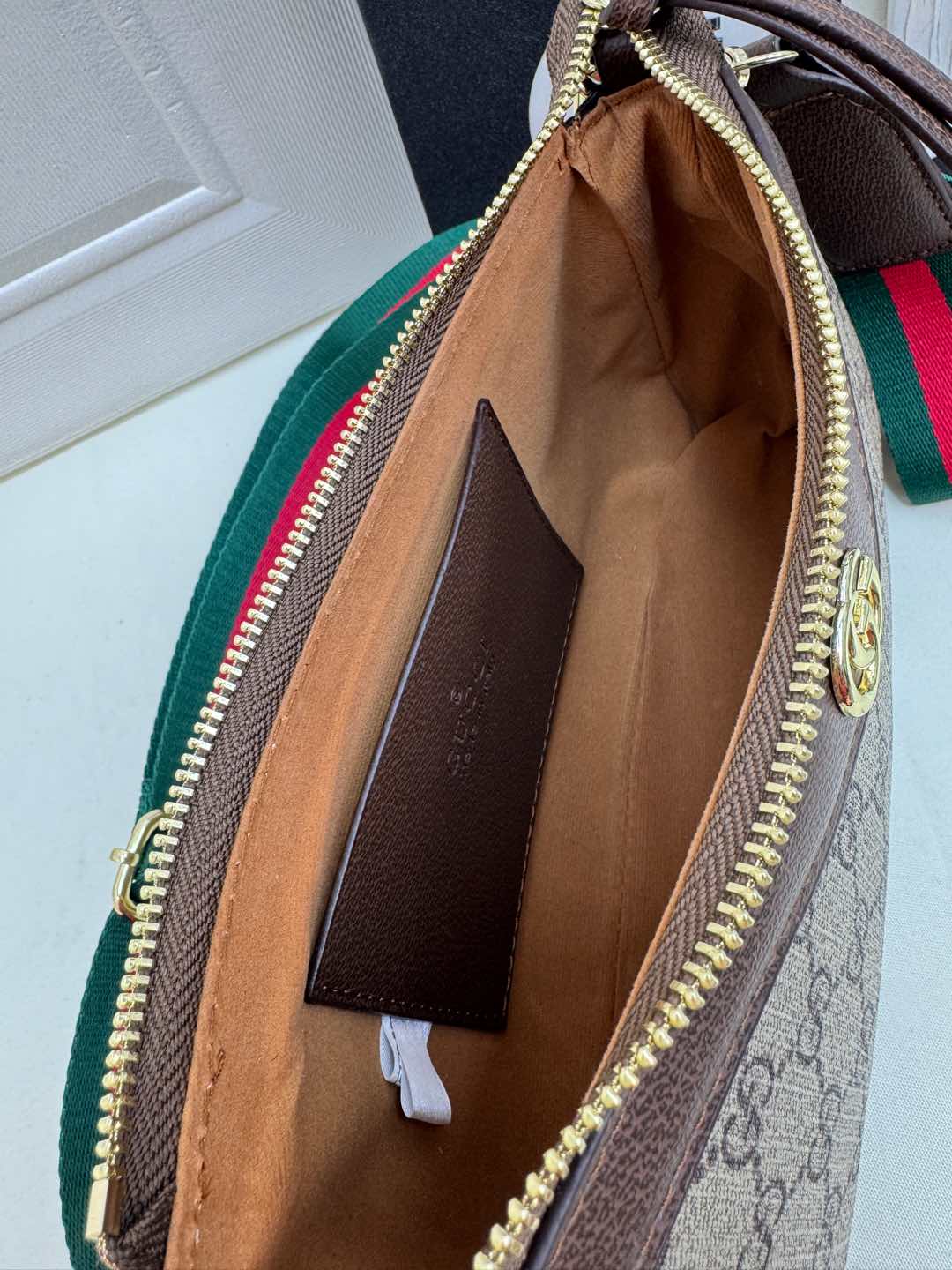 29$ dh GUCCI JYH180 Shoulder bag size 225.5x14.5x5.5 cm 60293022094 BY2575 gallery