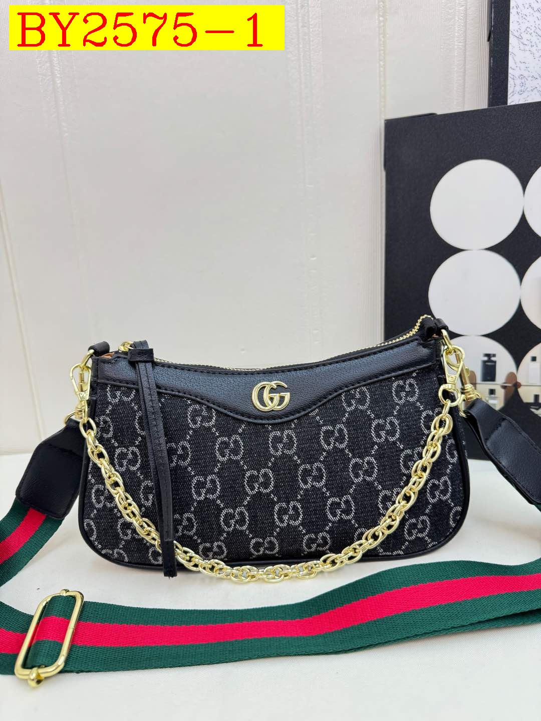 29$ dh GUCCI JYH180 Shoulder bag size 225.5x14.5x5.5 cm 60293022094 BY2575 gallery