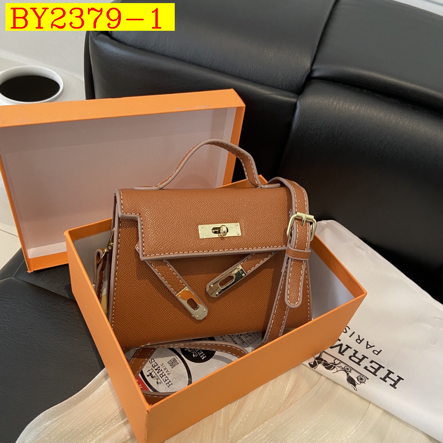29$ dh HERMES Shoulder bag size 19X7X14 cm 60583822093 BY2379 gallery