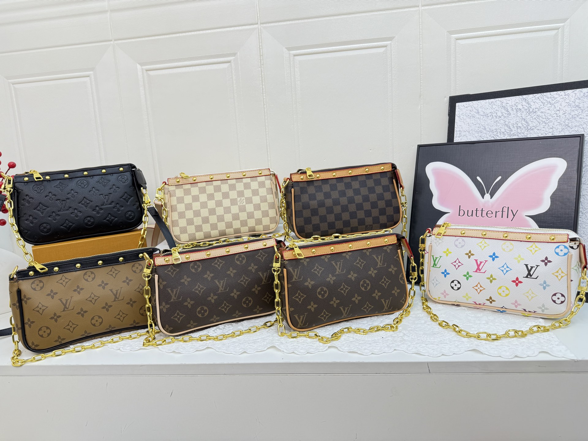 29$ dh LV JYH6192 Shoulder bag size 24x14x7 cm 70485822093 BY2587 gallery